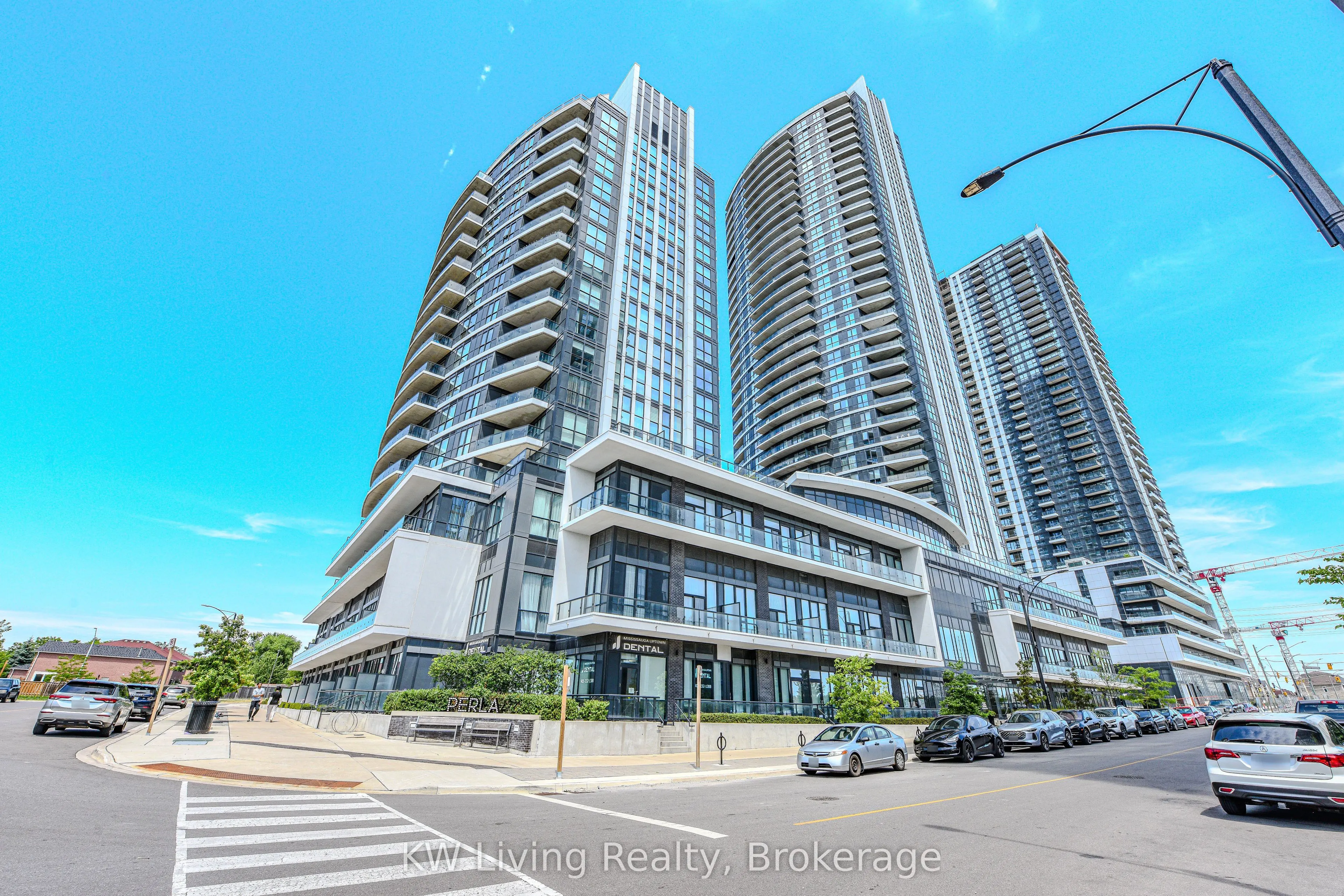 65 Watergarden Drive, #810