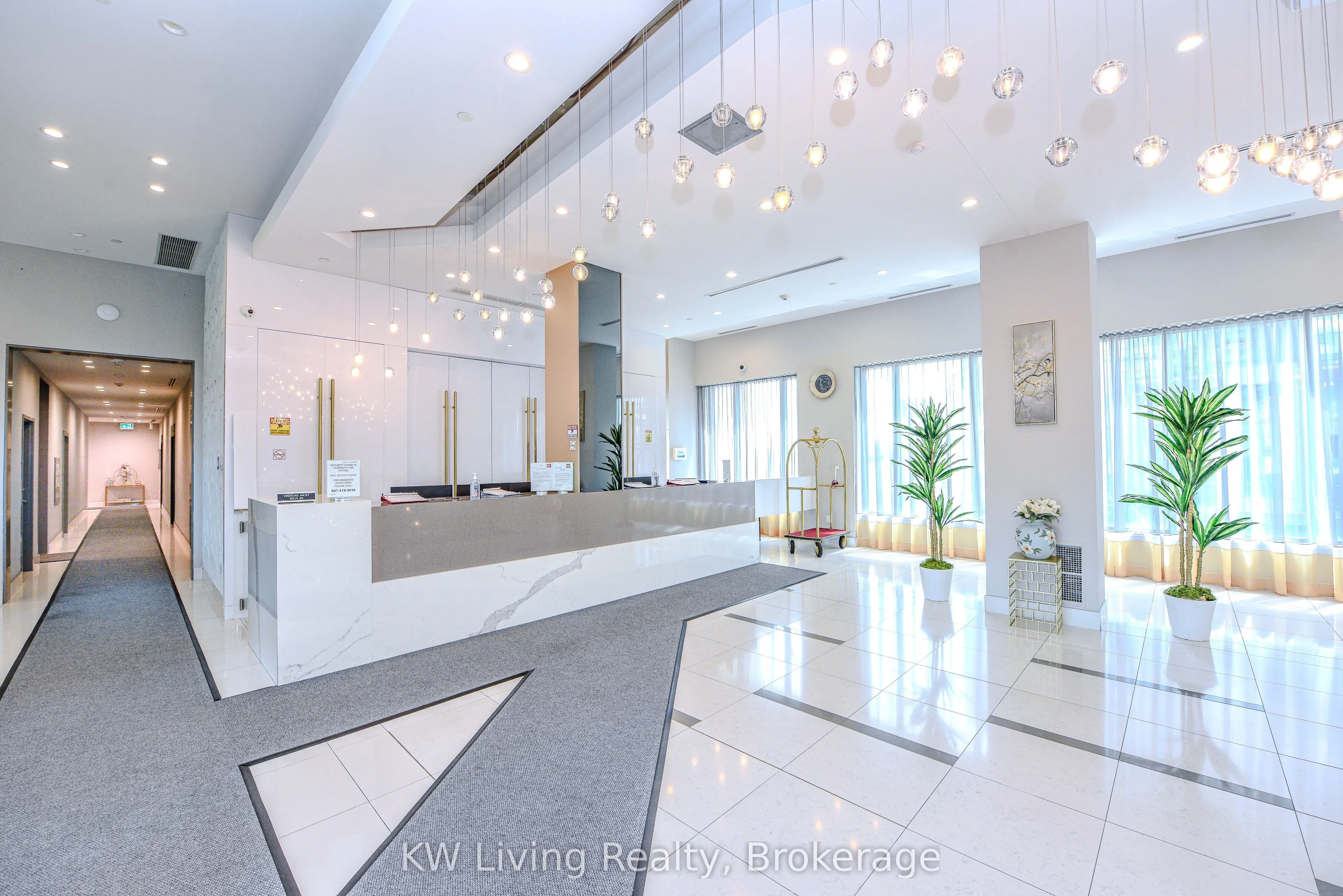 65 Watergarden Drive, #810