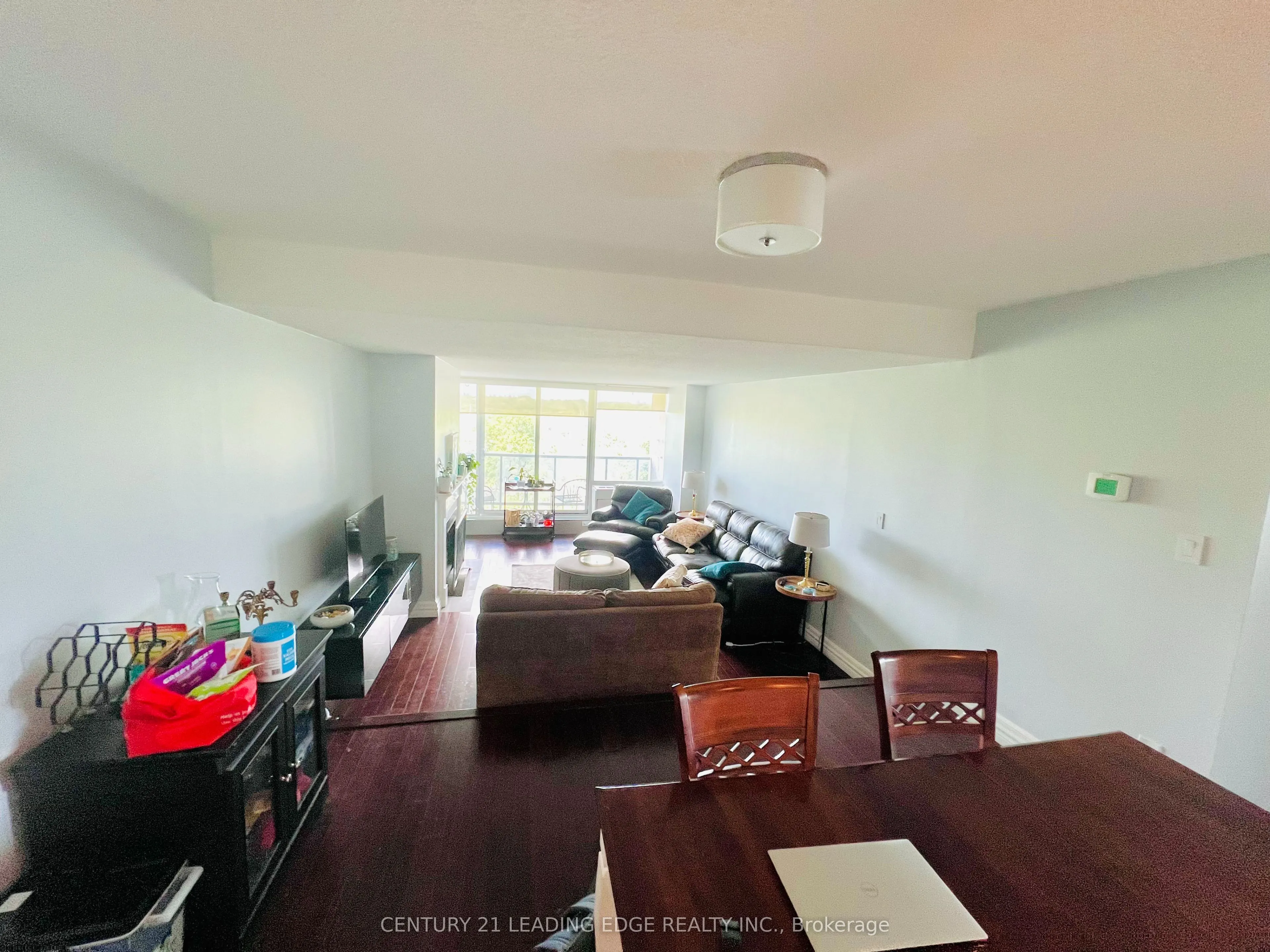 20 Speers Road, #805