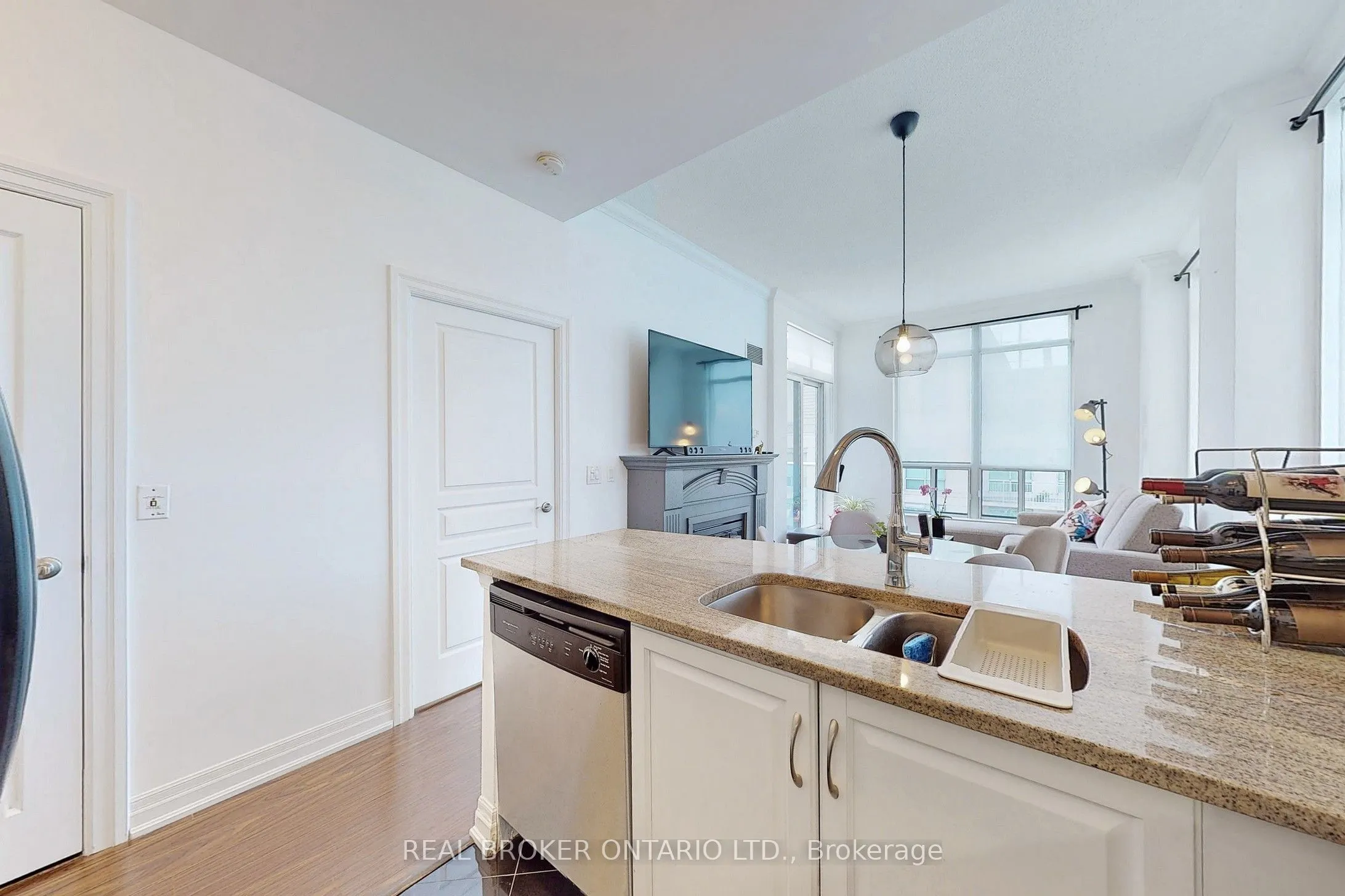 2087 Lake Shore Boulevard W, #PH7