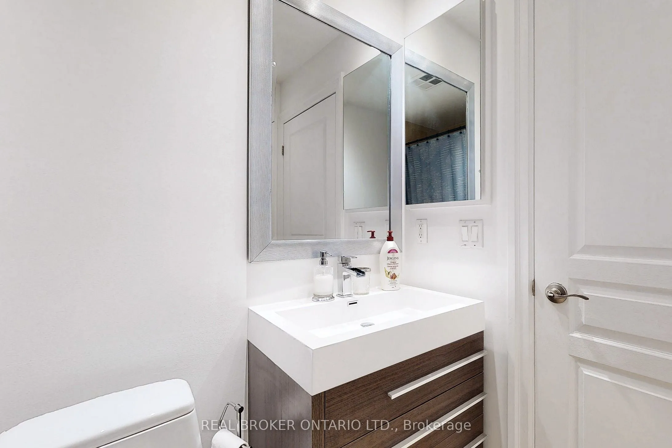 2087 Lake Shore Boulevard W, #PH7