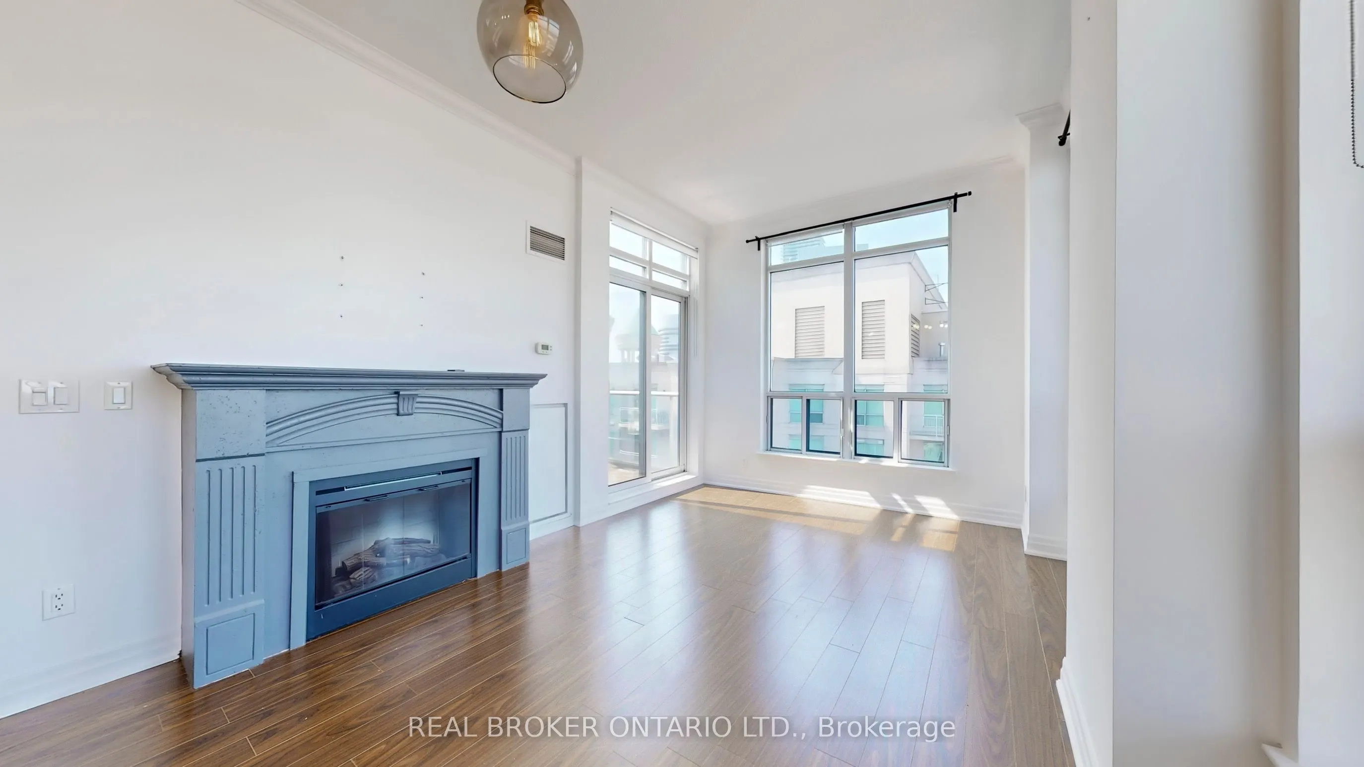 2087 Lake Shore Boulevard W, #PH7