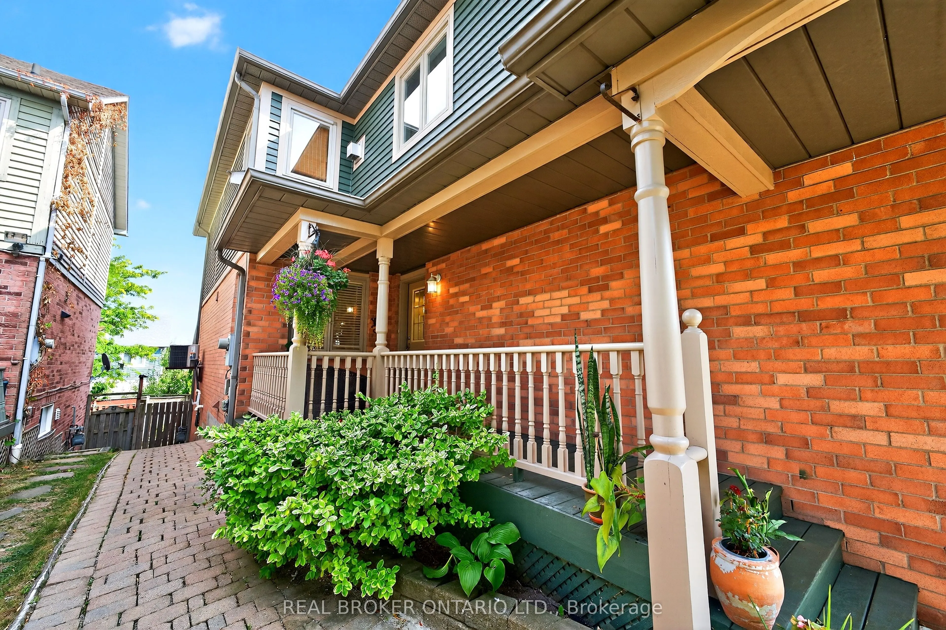 2843 Galleon Crescent
