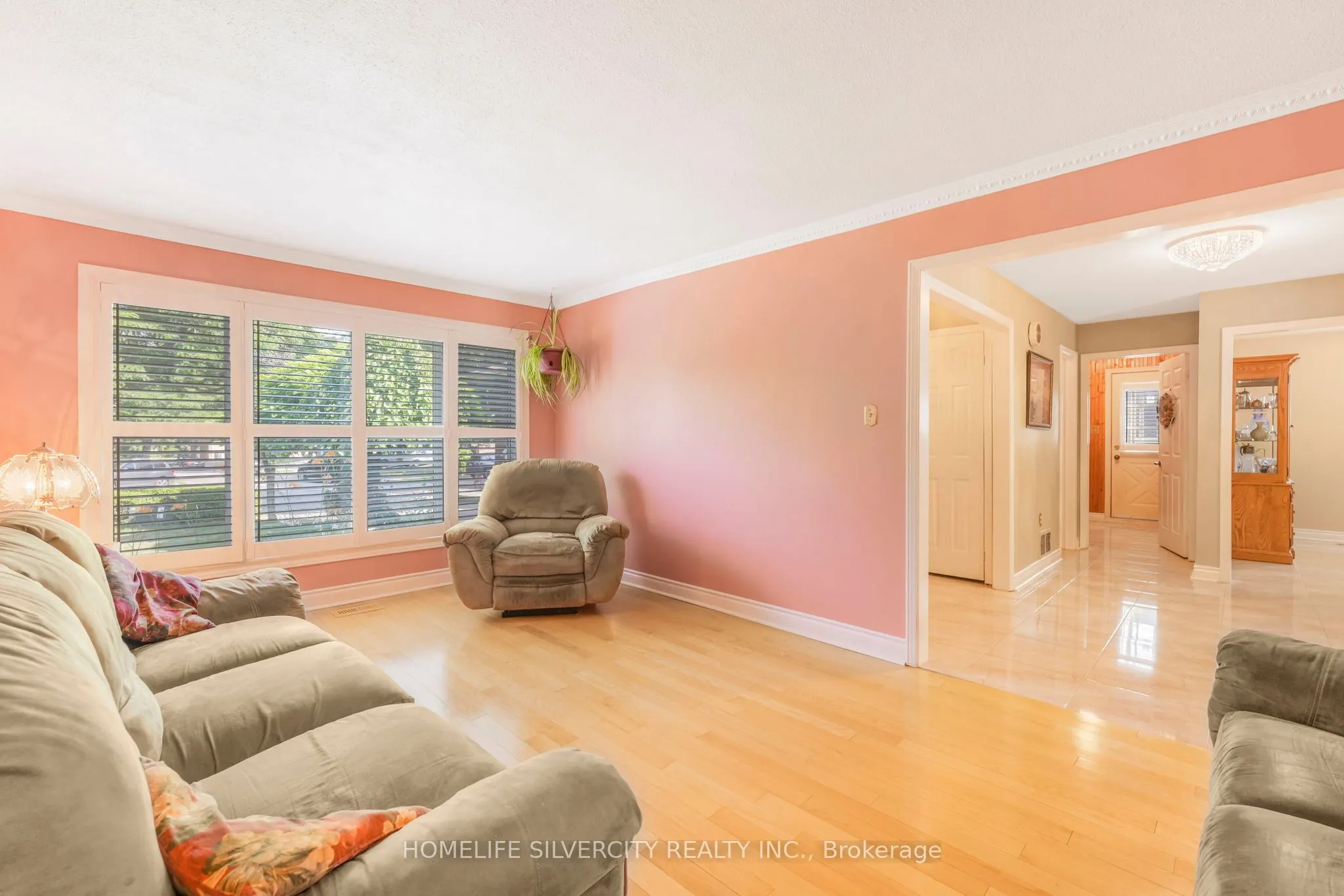 16 Pacific Lane