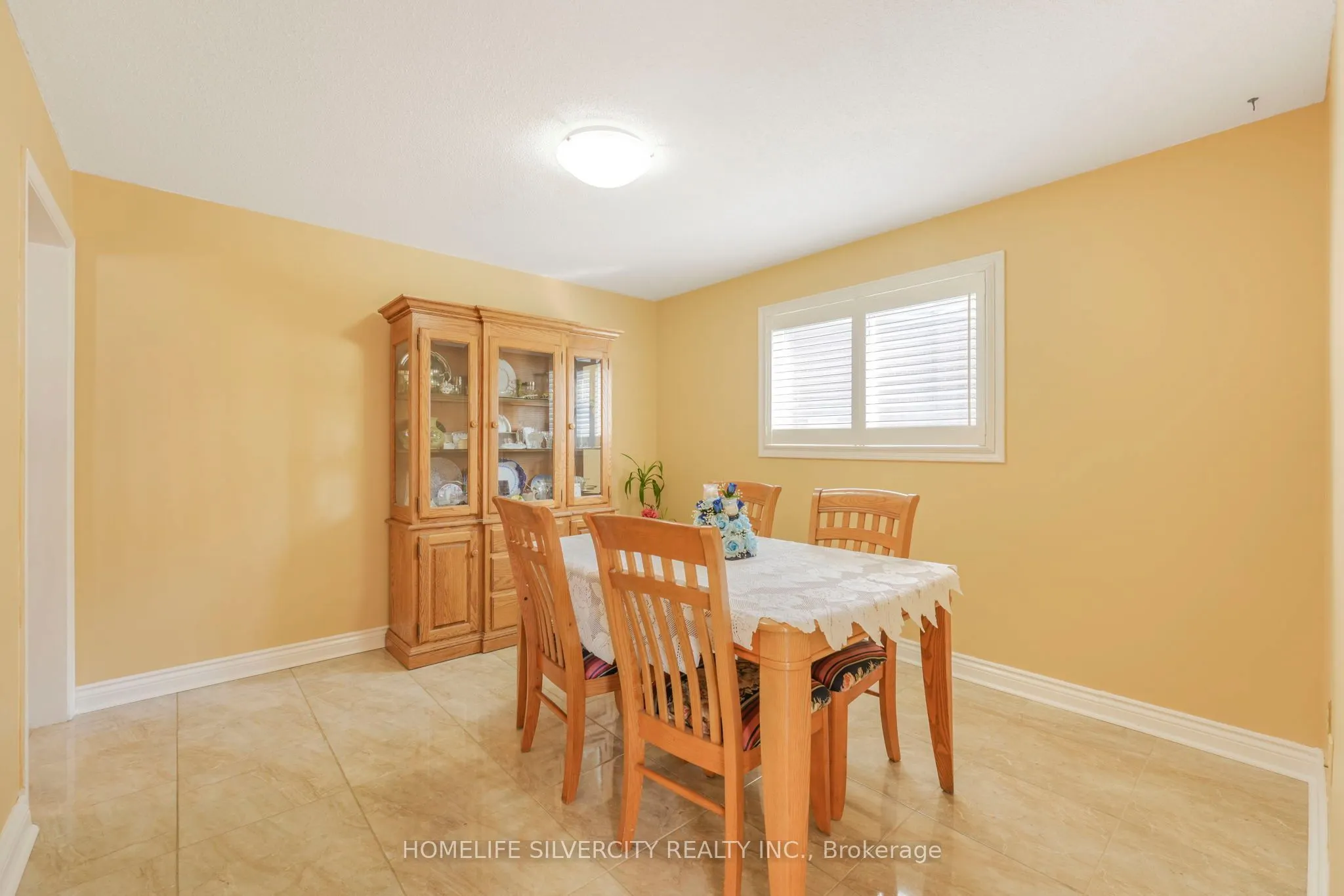 16 Pacific Lane