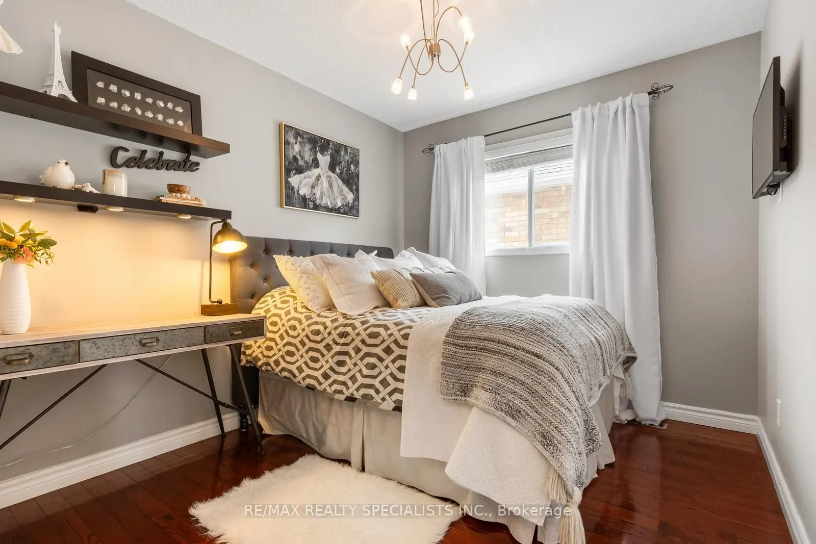 3856 Cedar Hedge Rise