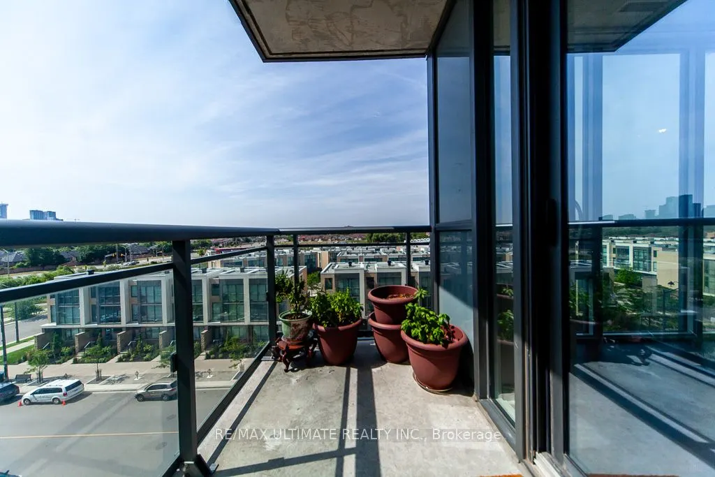 5033 Four Springs Avenue, #512