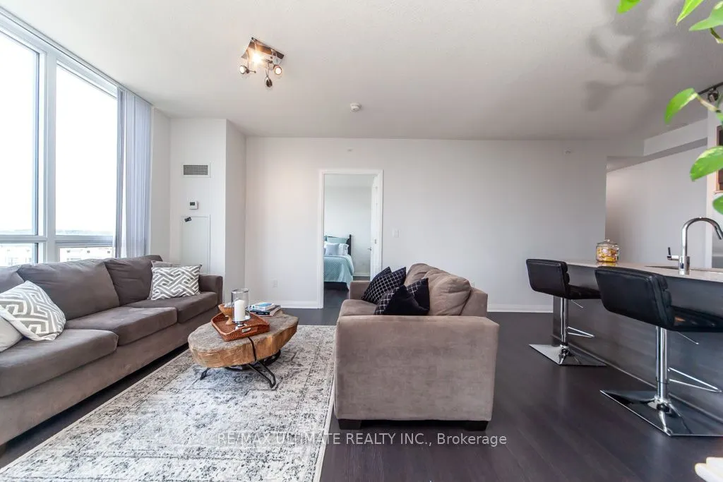 5033 Four Springs Avenue, #512