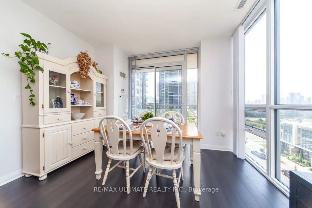 5033 Four Springs Avenue, #512
