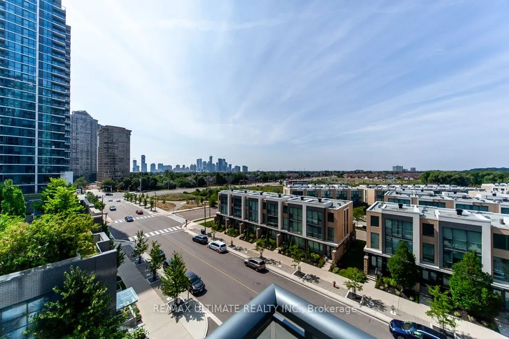 5033 Four Springs Avenue, #512