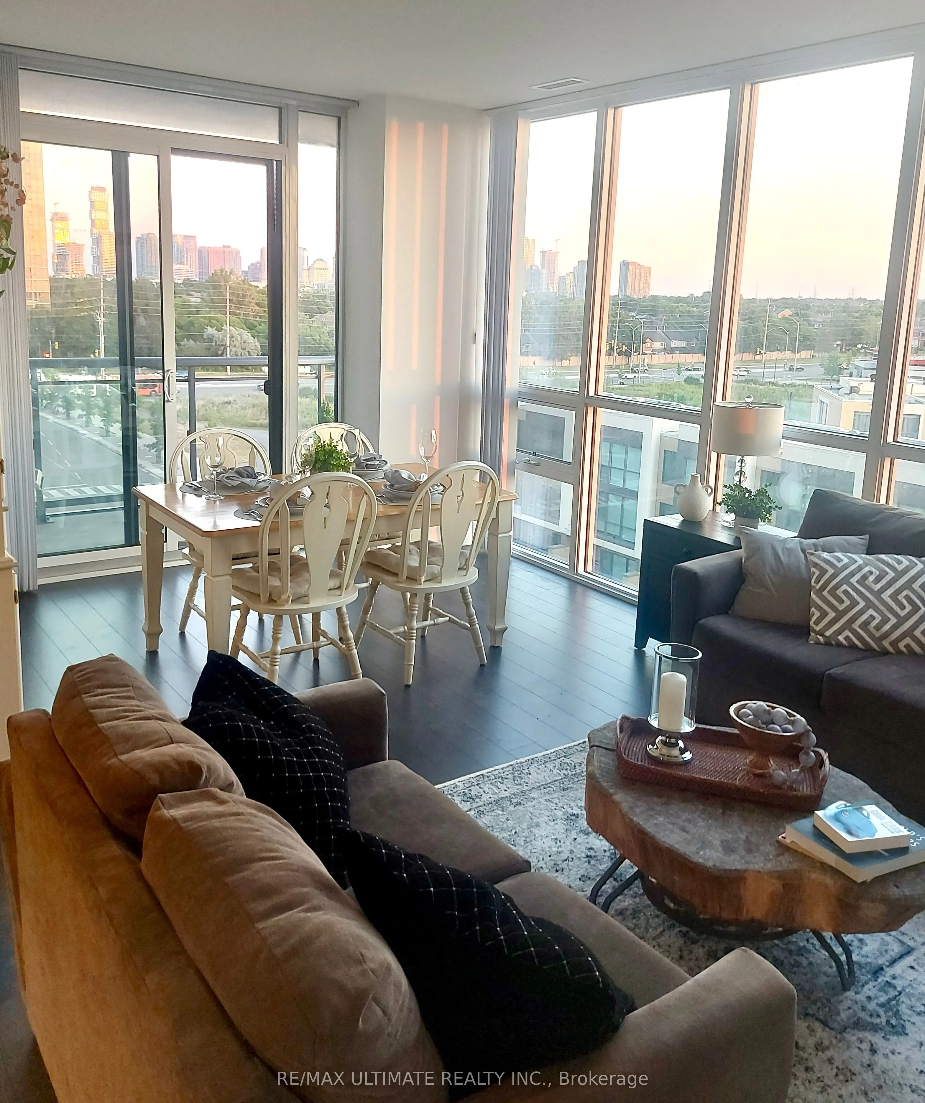 5033 Four Springs Avenue, #512