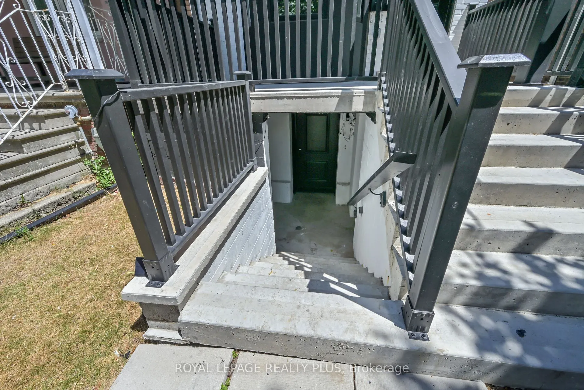23 Pauline Avenue
