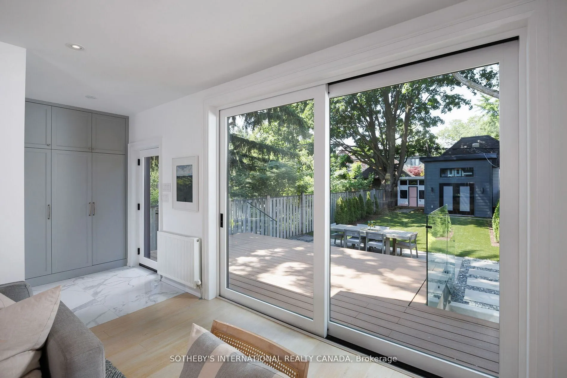 12 Hewitt Avenue