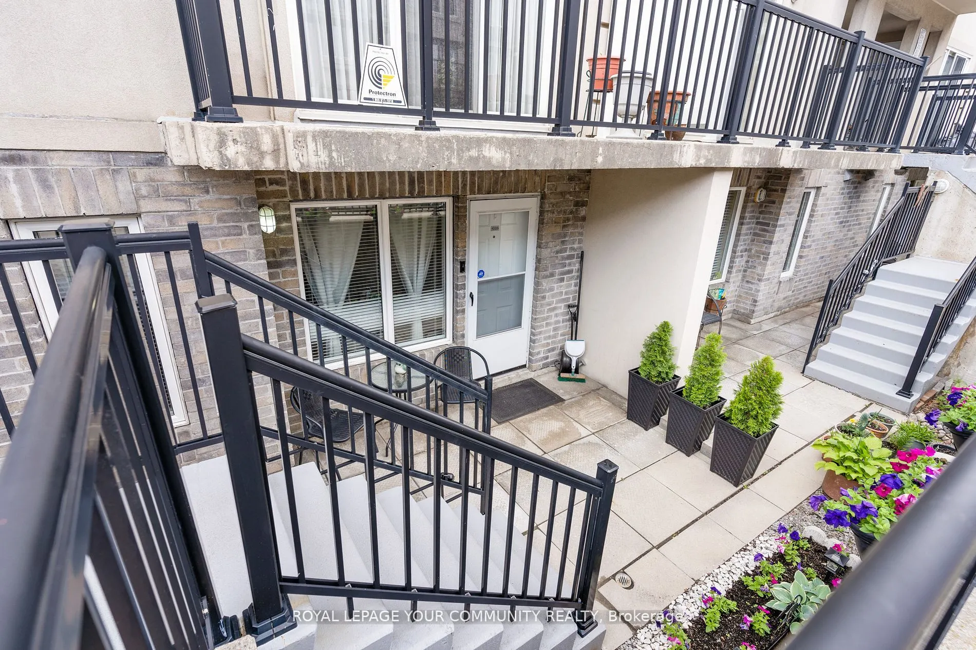 55 George Appleton Way, #1035