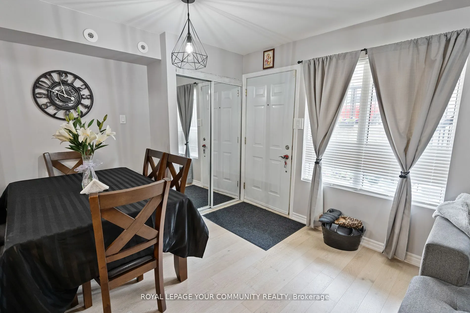 55 George Appleton Way, #1035