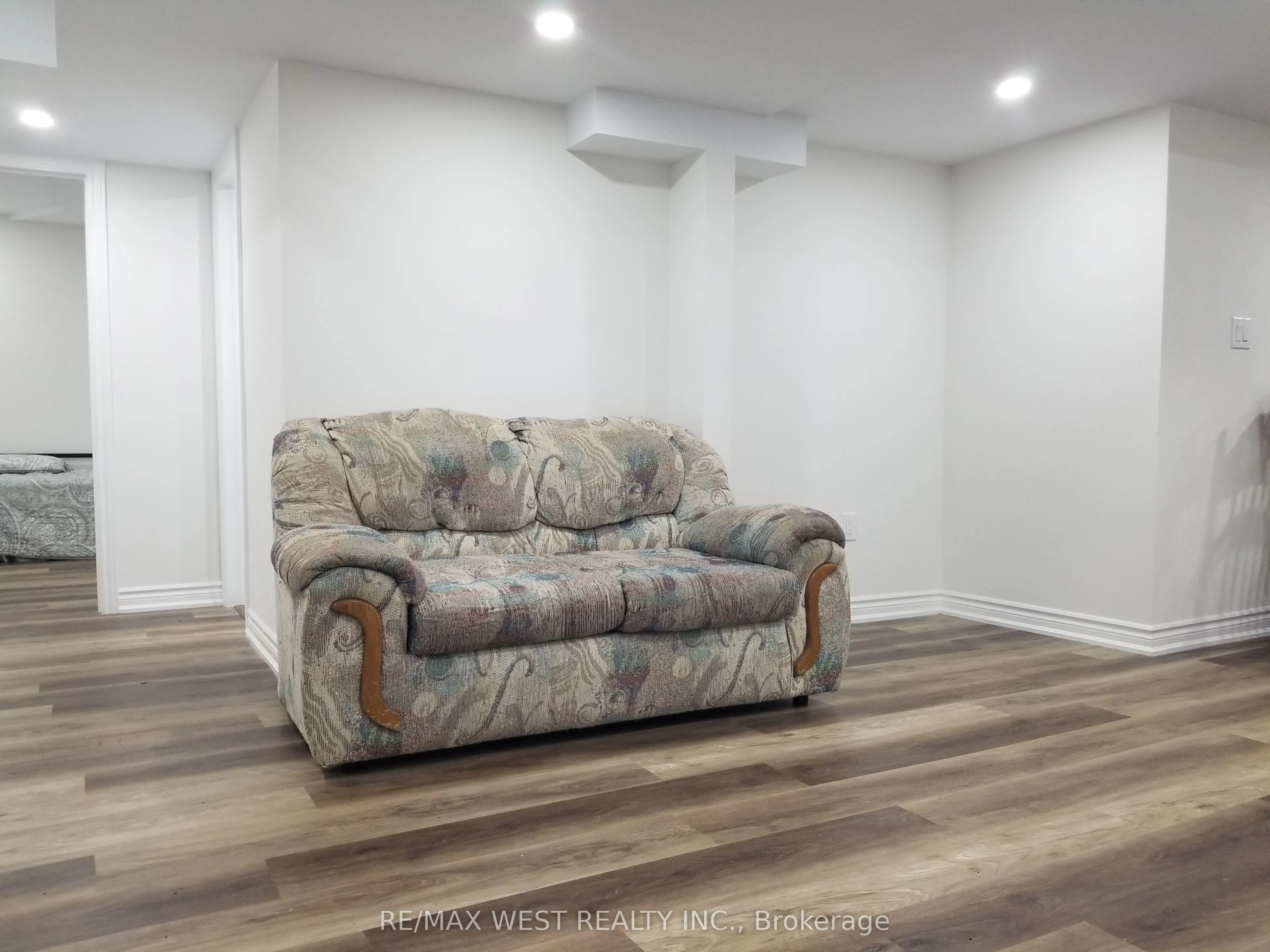 18 Leagate Street