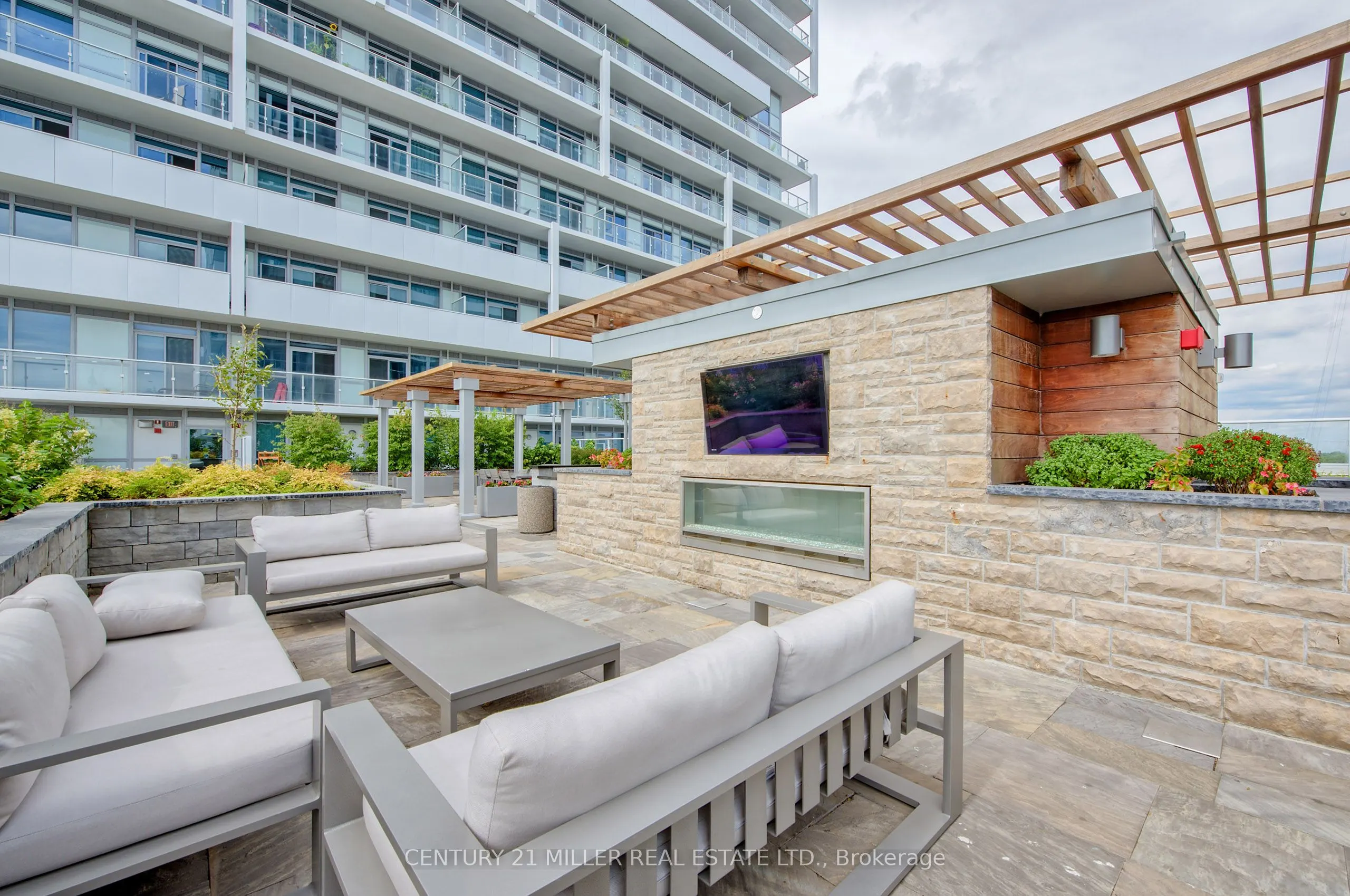 55 Speers Road, #1103
