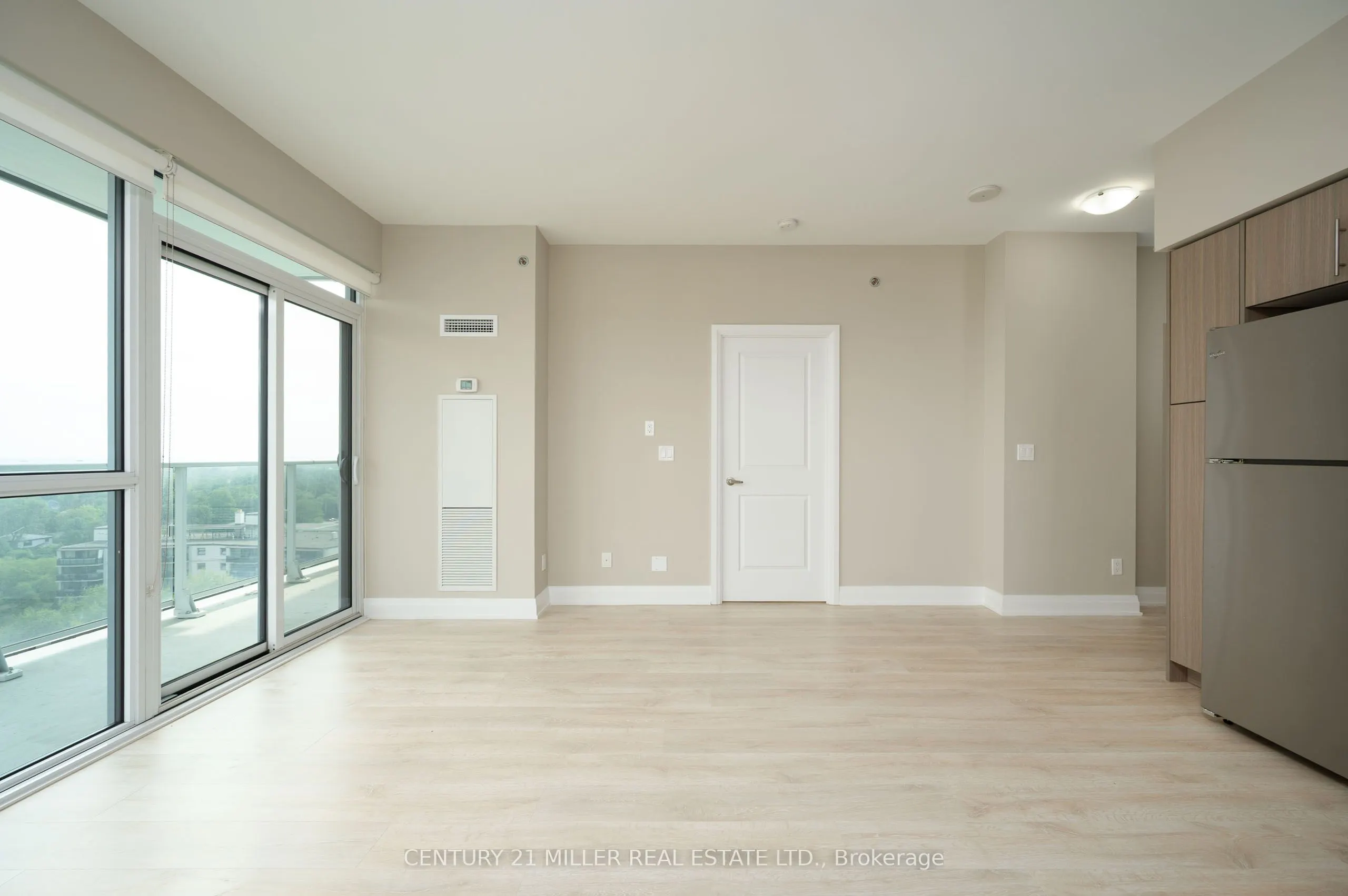 55 Speers Road, #1103
