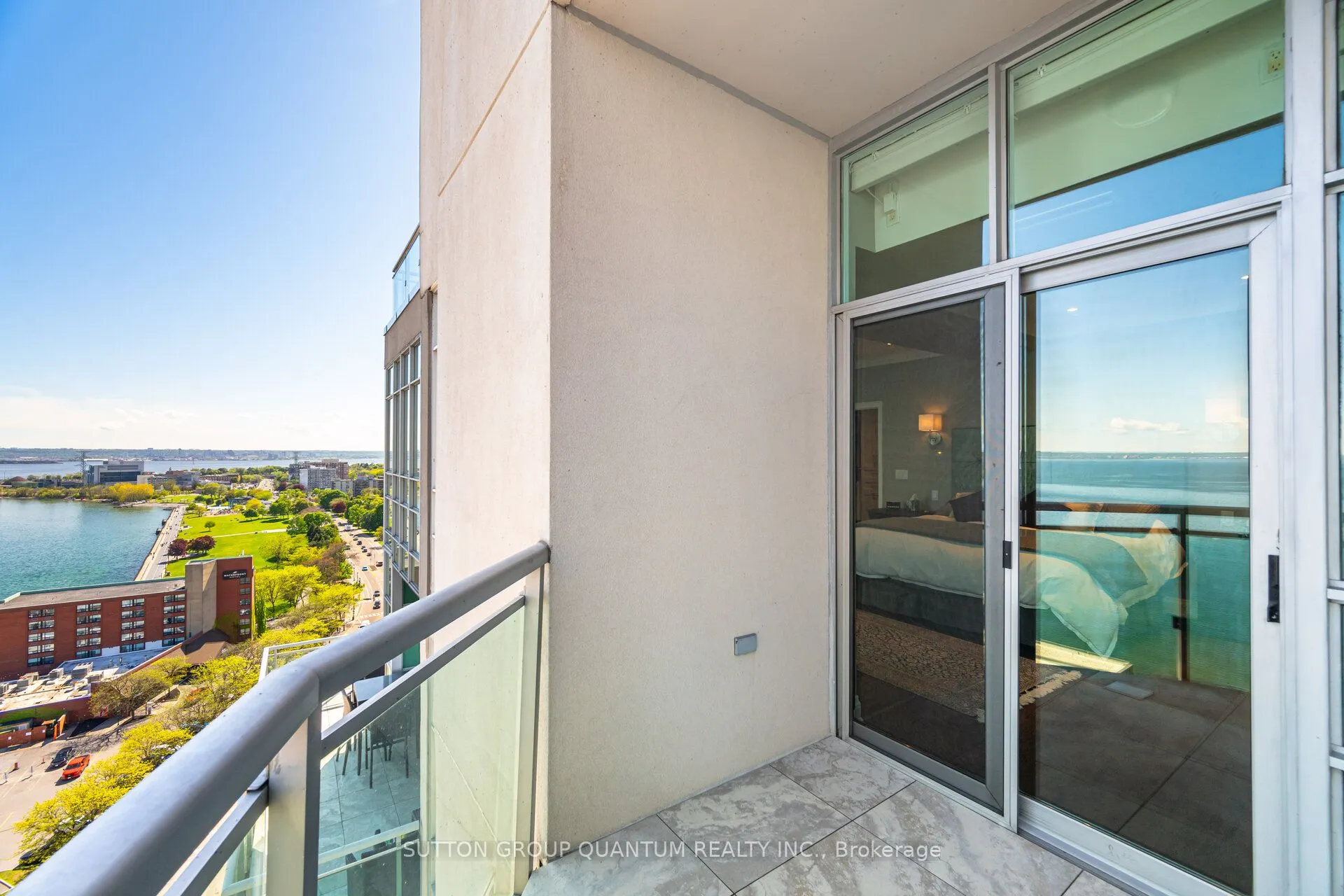 360 Pearl Street, #PH2