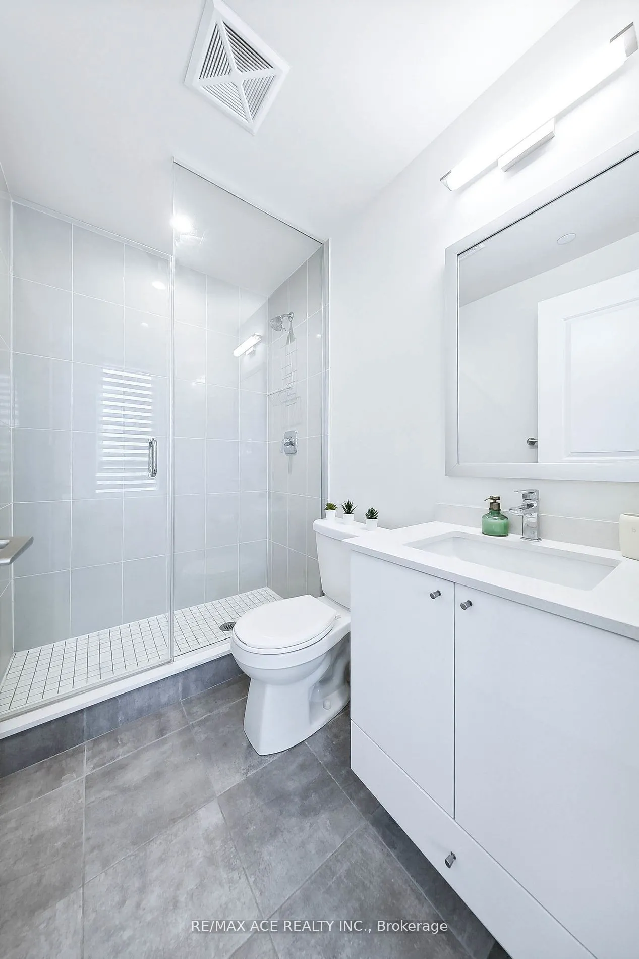 65 Watergarden Drive, #101