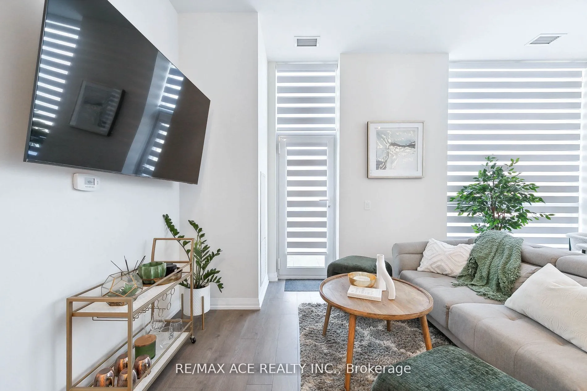 65 Watergarden Drive, #101