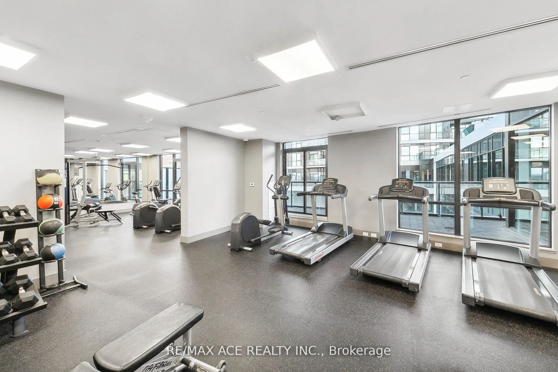 65 Watergarden Drive, #101