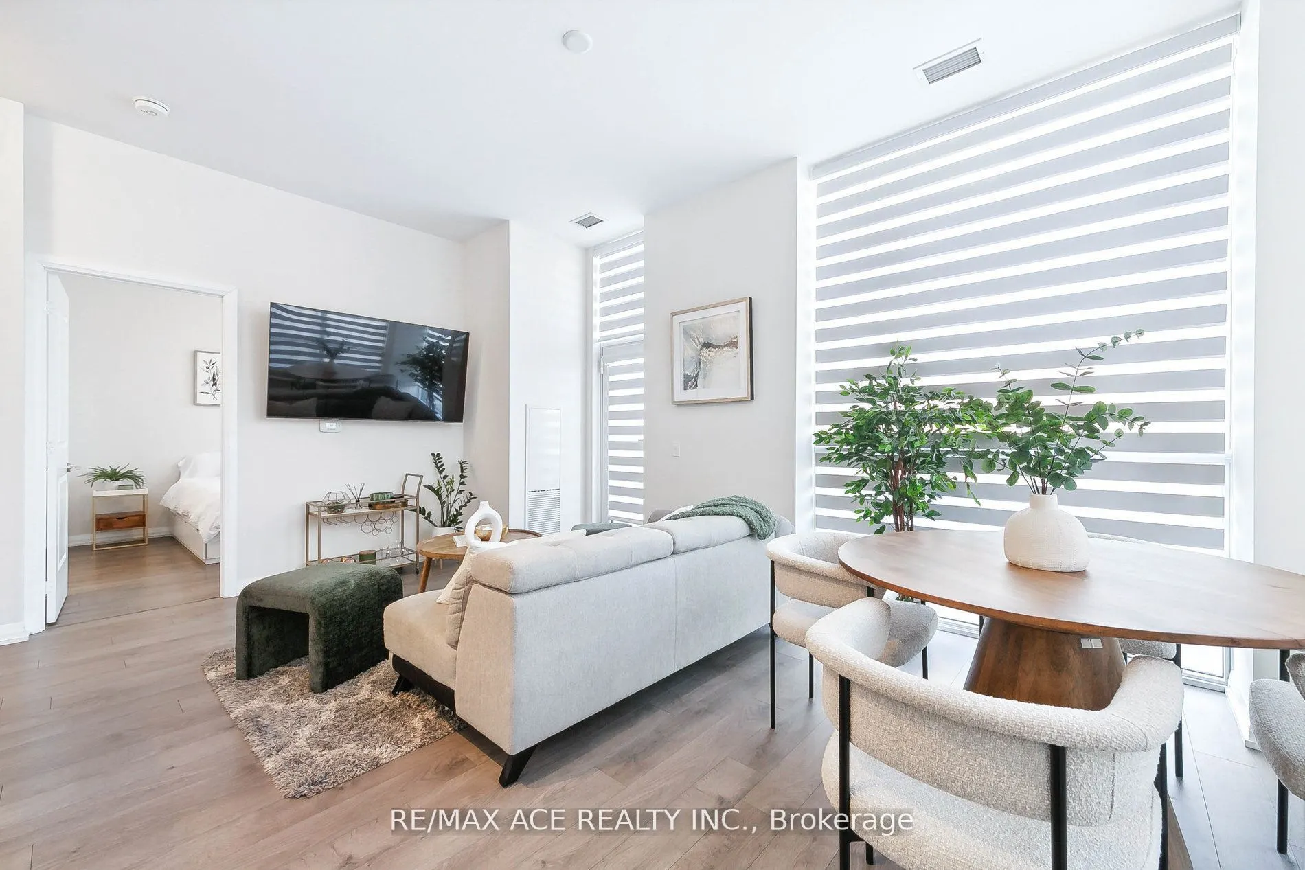 65 Watergarden Drive, #101