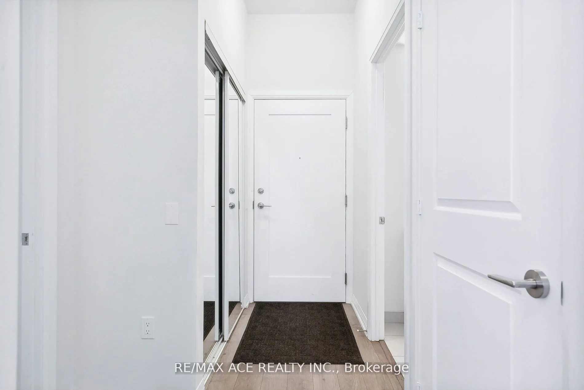 65 Watergarden Drive, #101
