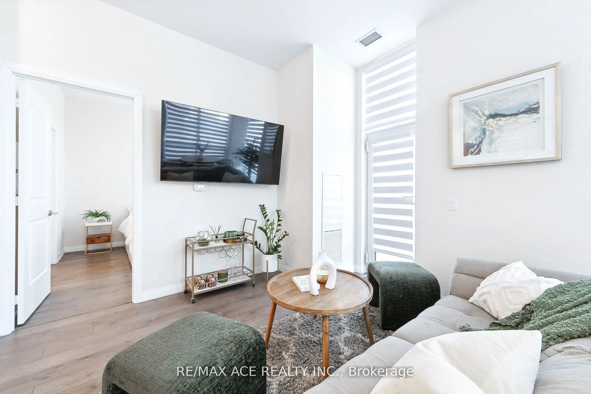 65 Watergarden Drive, #101