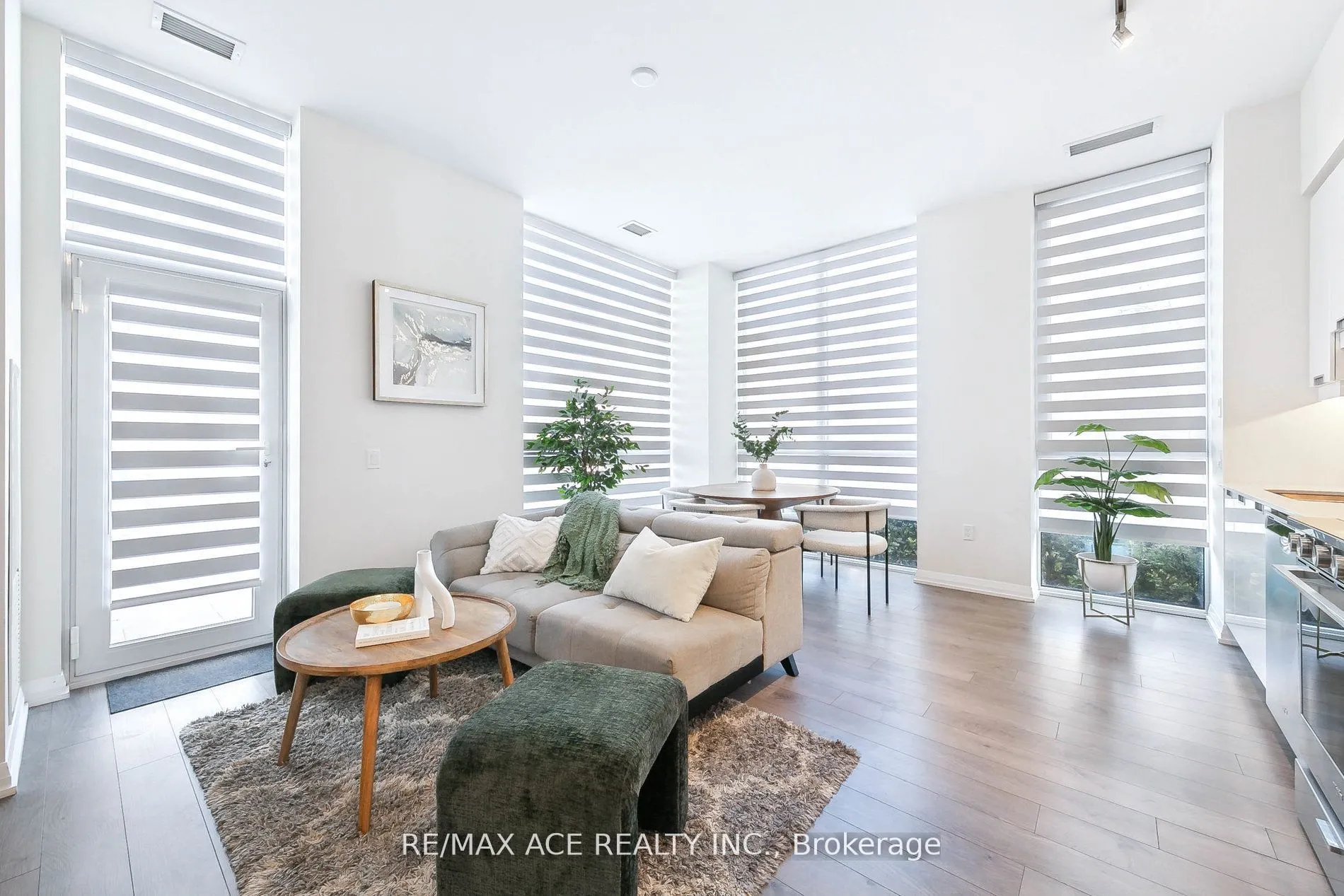 65 Watergarden Drive, #101