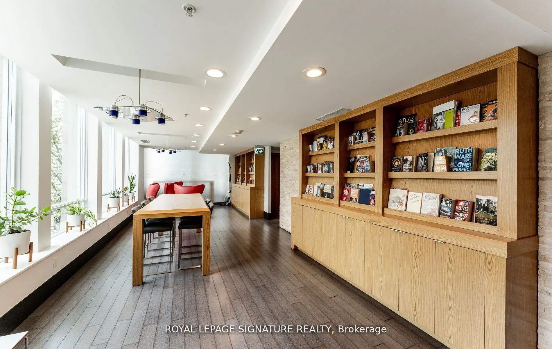 165 Legion Road, #2122