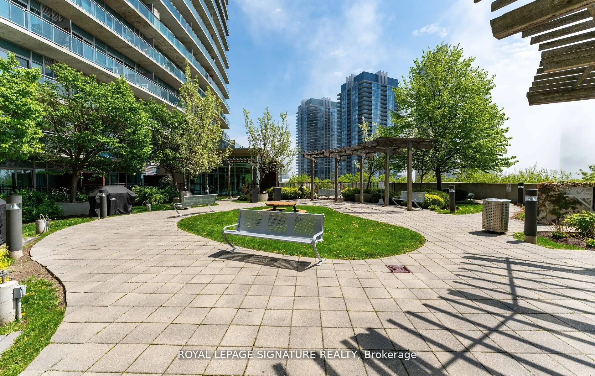 165 Legion Road, #2122
