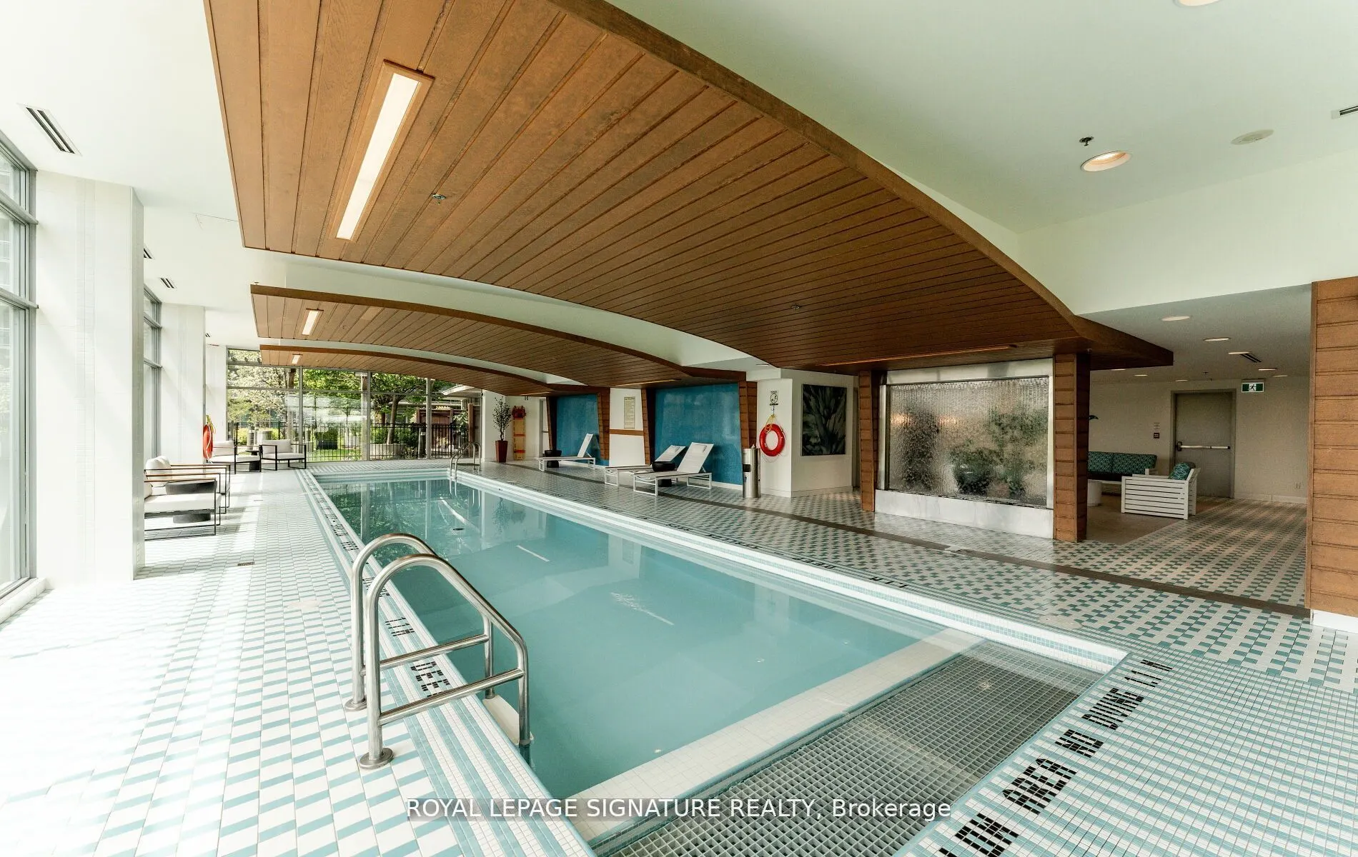 165 Legion Road, #2122