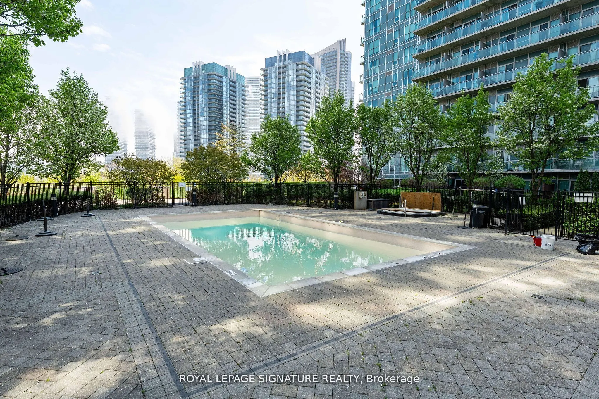 165 Legion Road, #2122