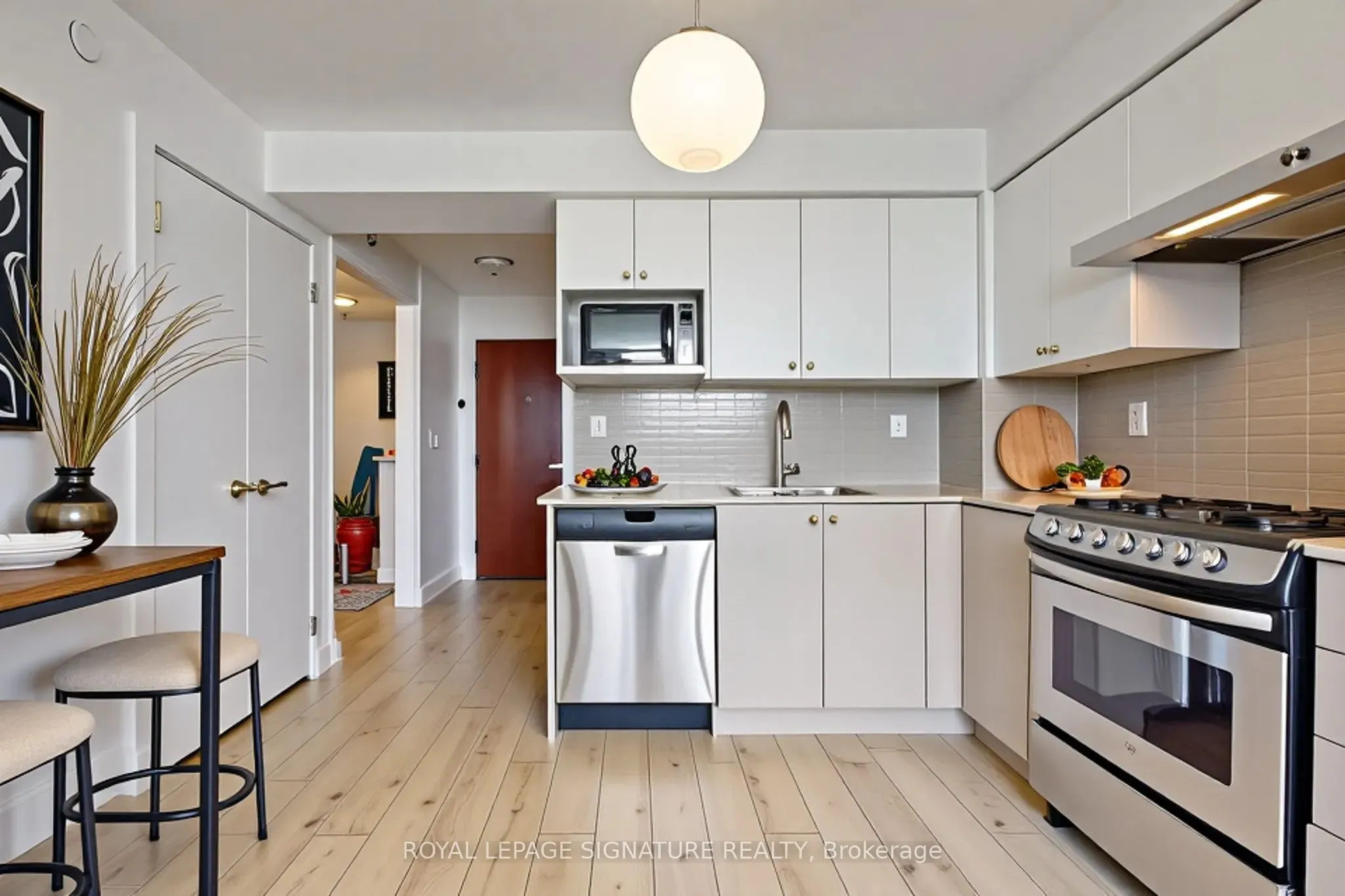 160 Flemington Road, #1409