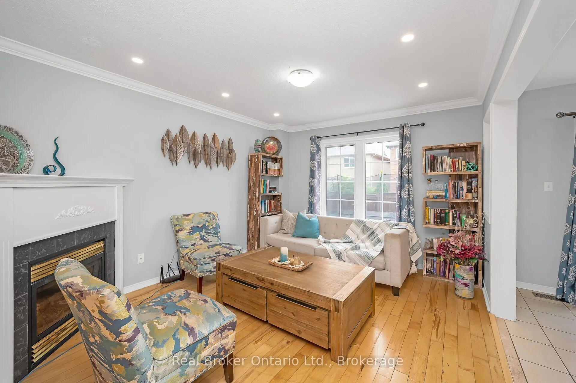 2458 Postmaster Drive