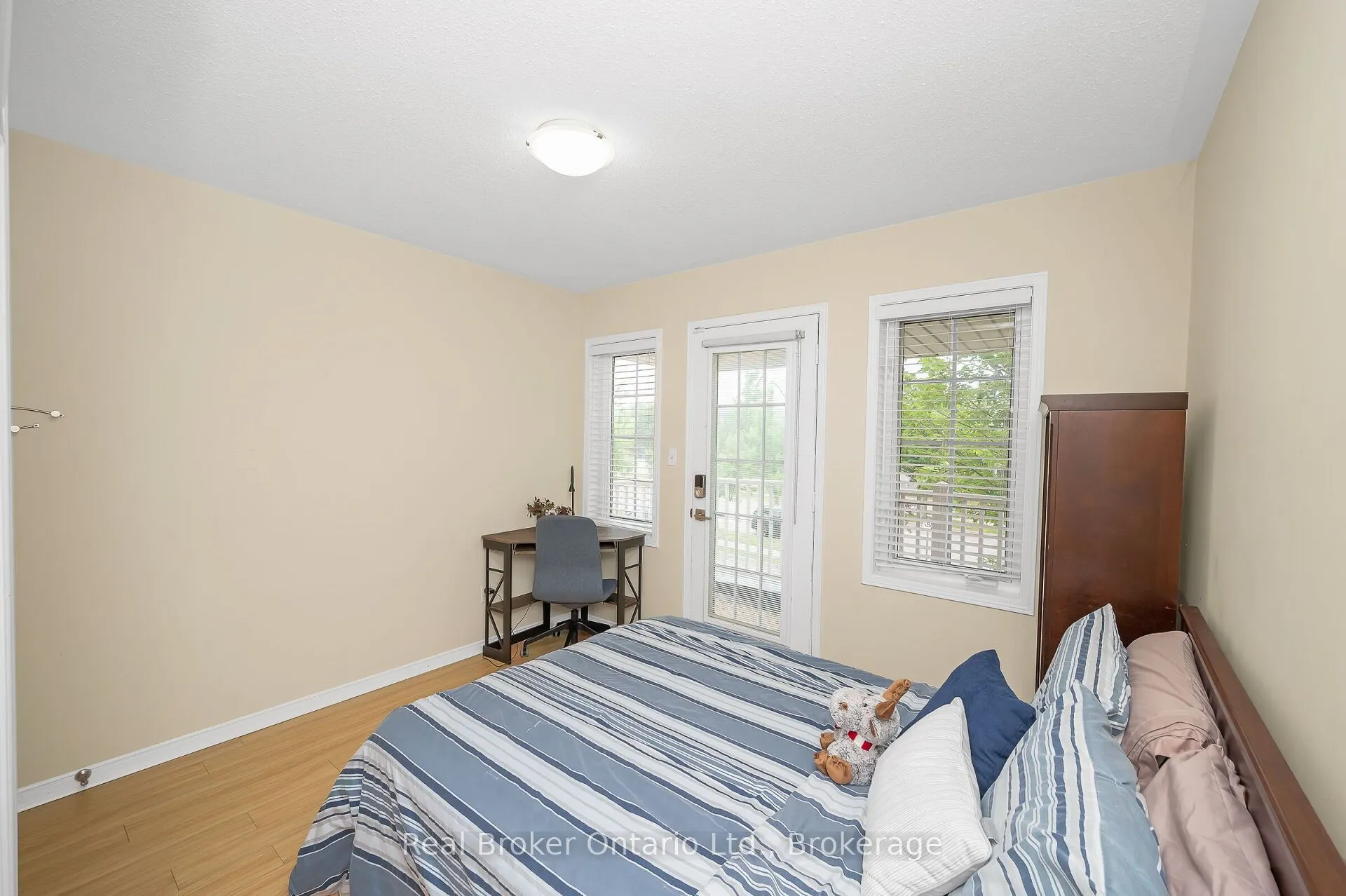 2458 Postmaster Drive