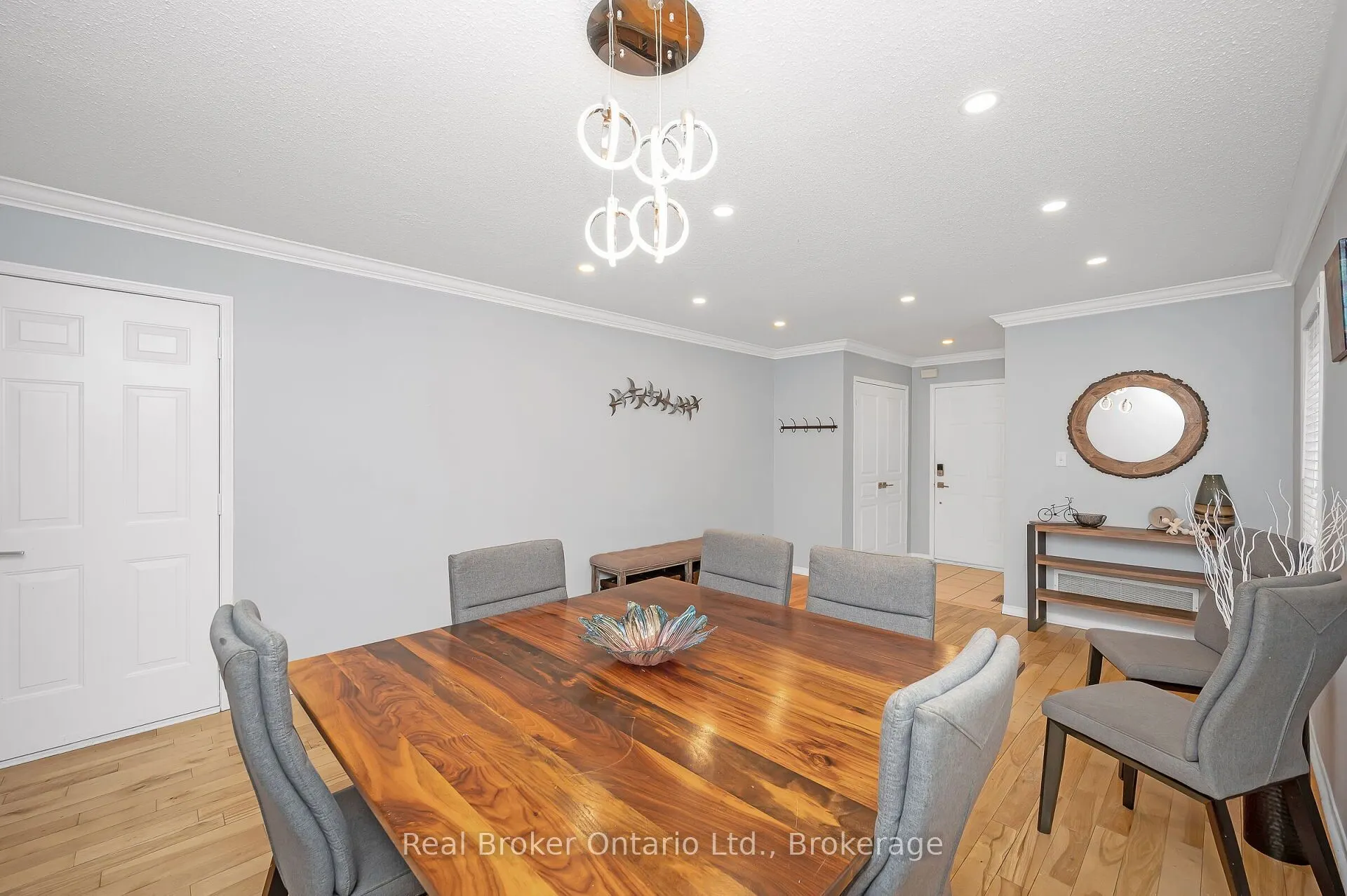 2458 Postmaster Drive