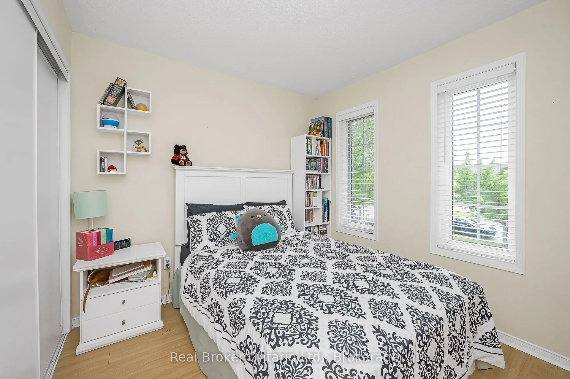 2458 Postmaster Drive