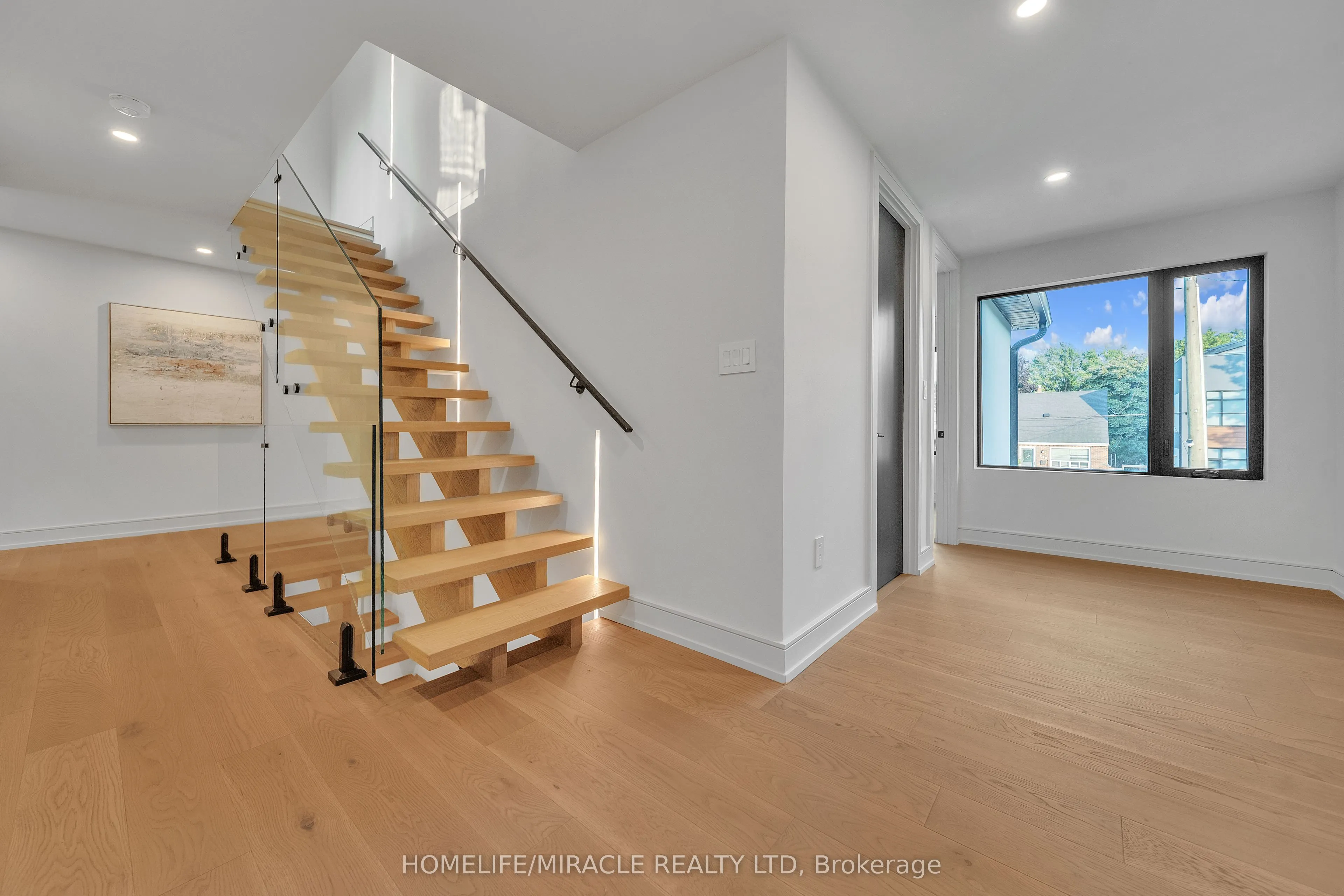 853 Tenth Street