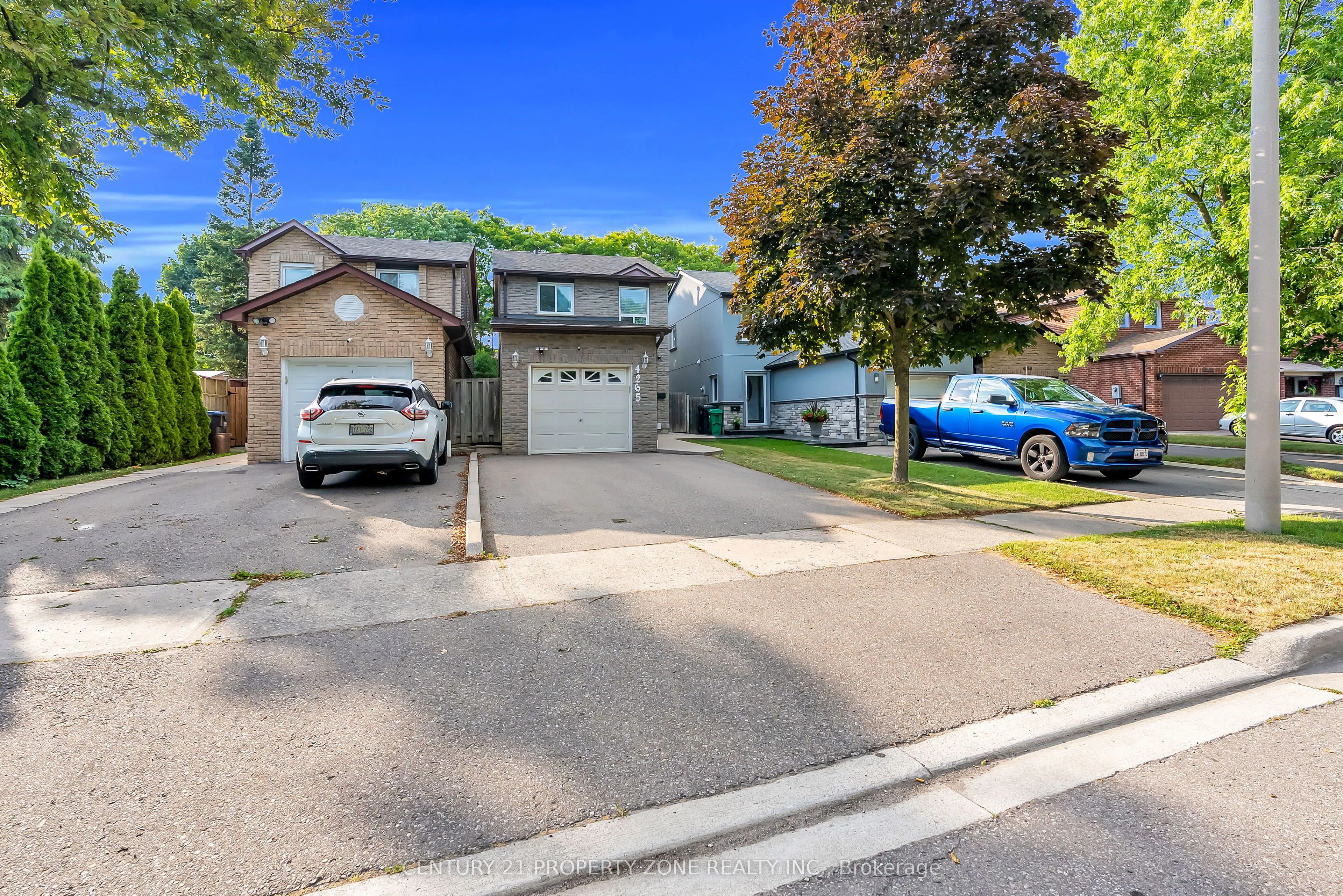4265 Lingfield Crescent