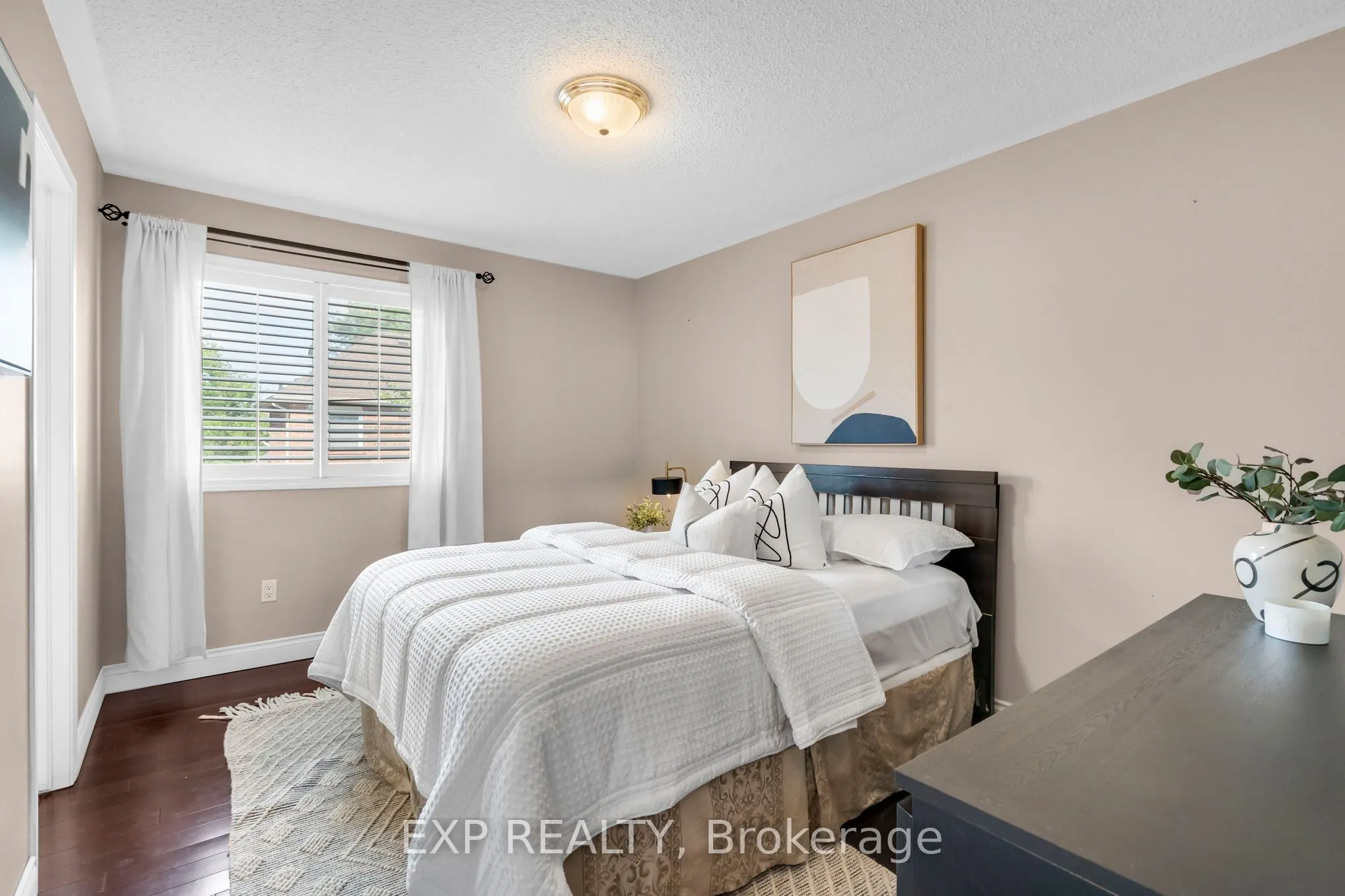 11 Yvonne Drive