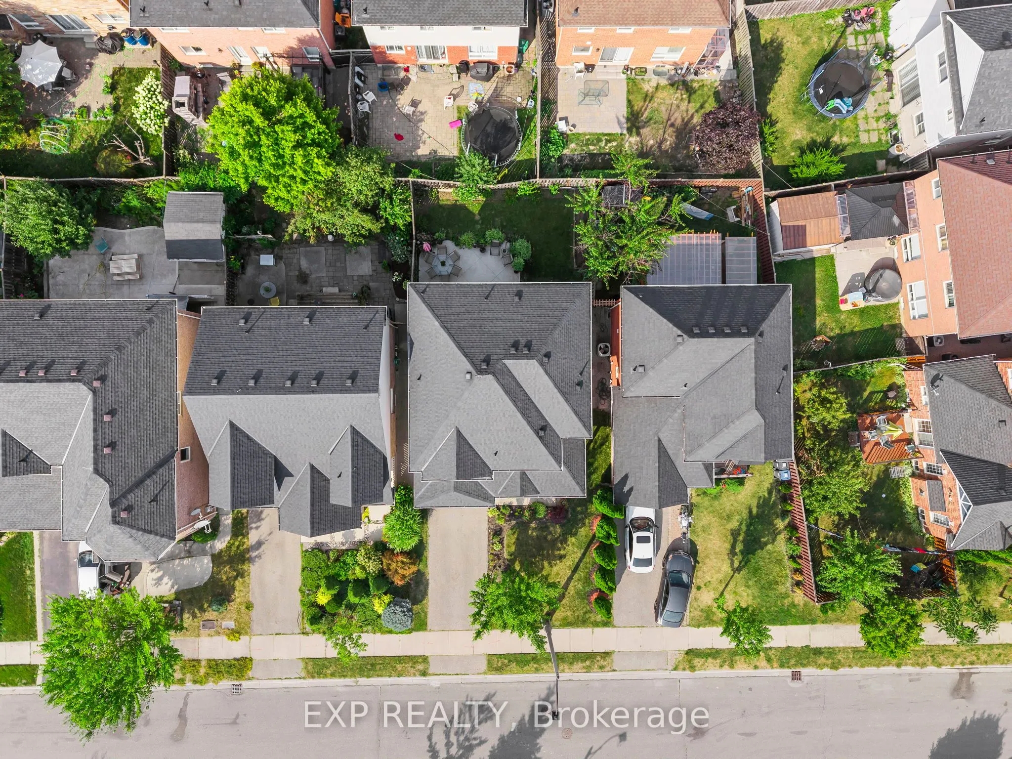 11 Yvonne Drive