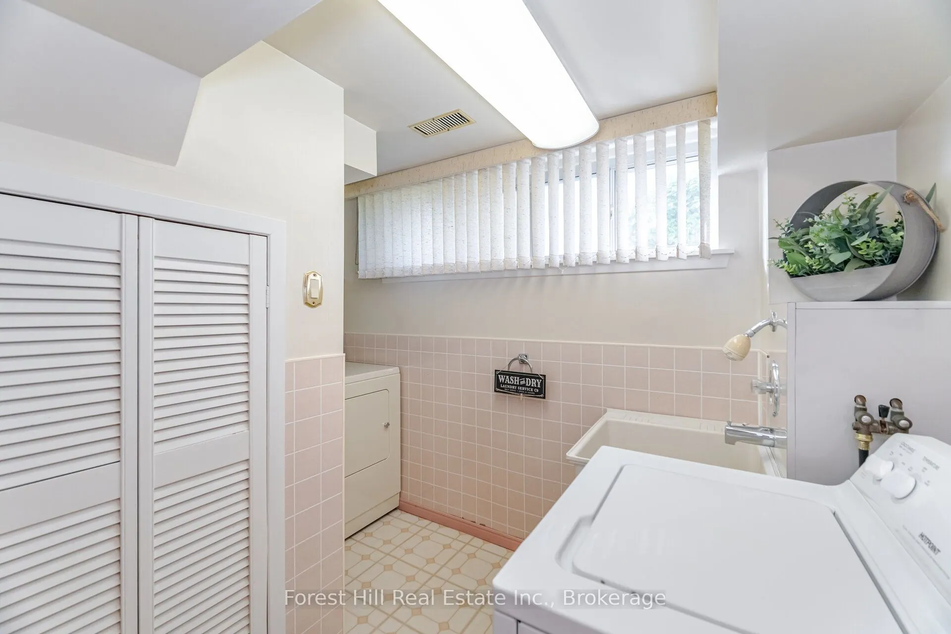 16 Bethwin Place