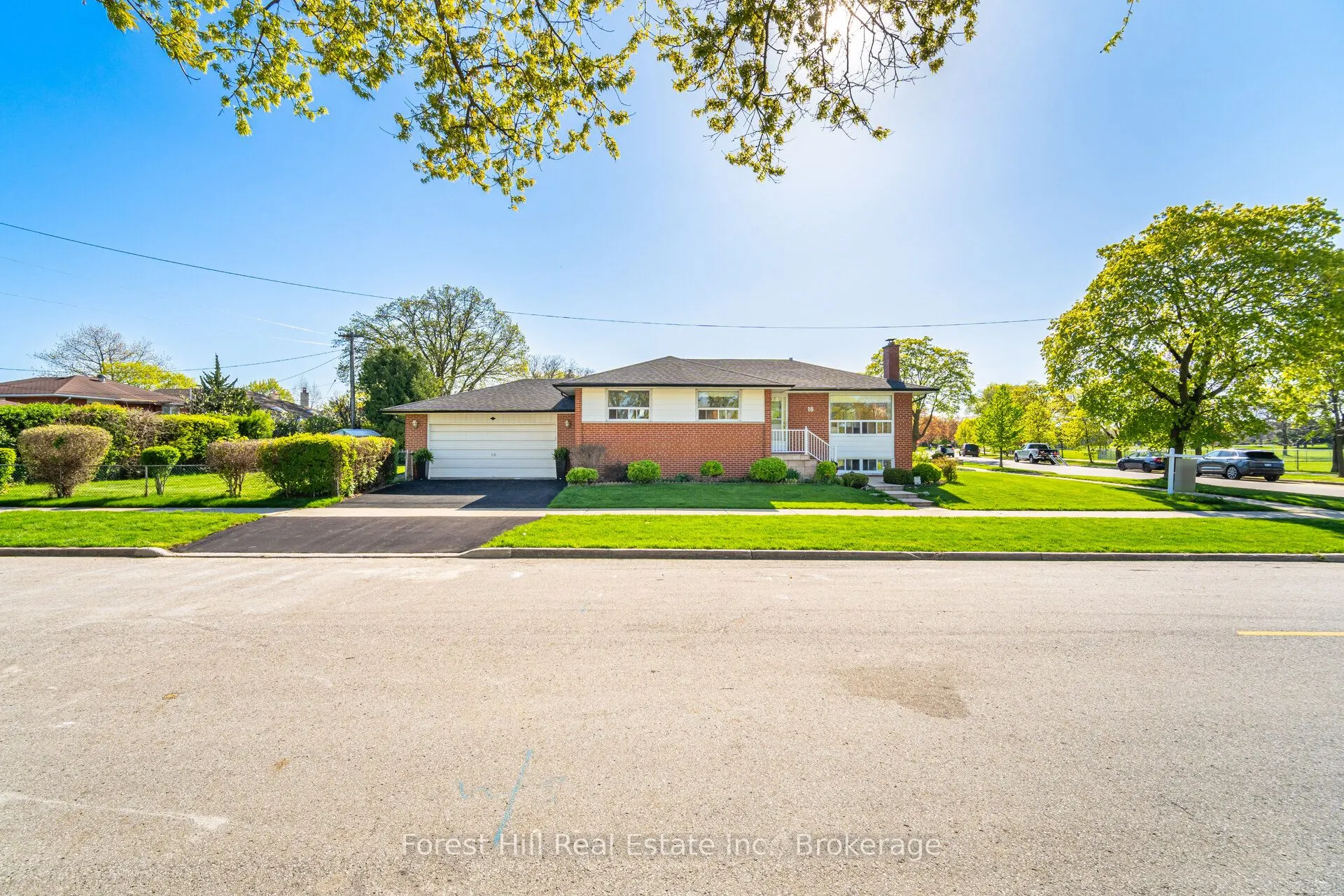16 Bethwin Place
