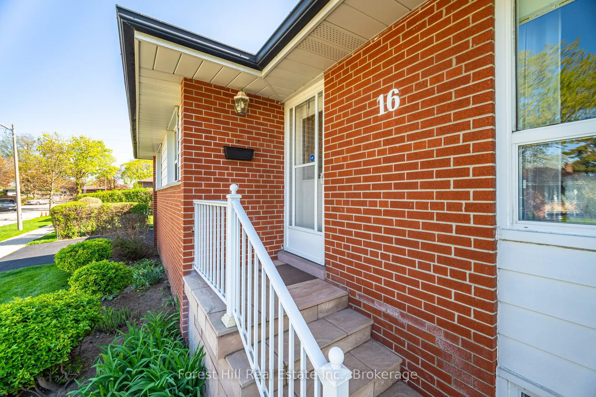 16 Bethwin Place