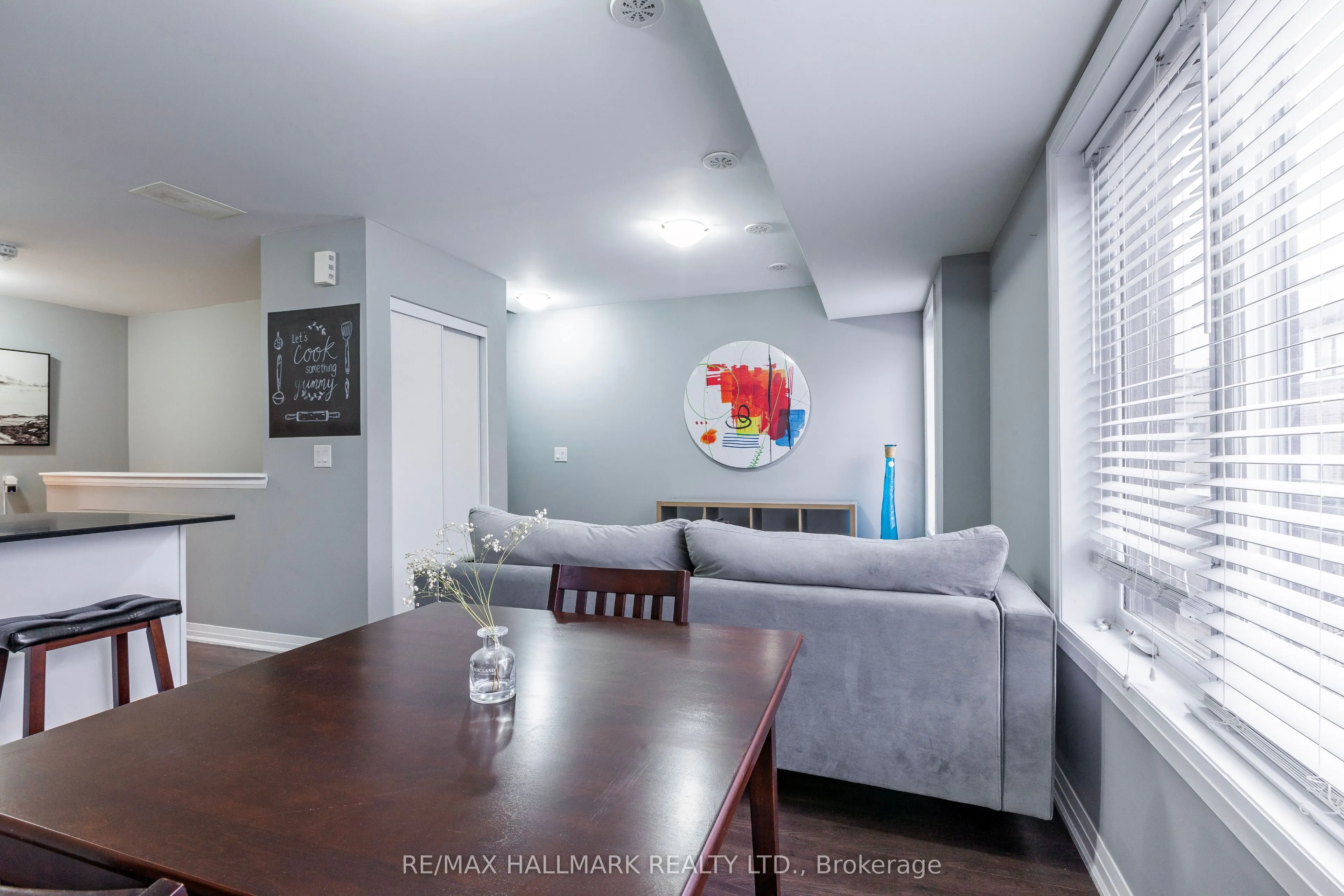 142 William Duncan Road, #3