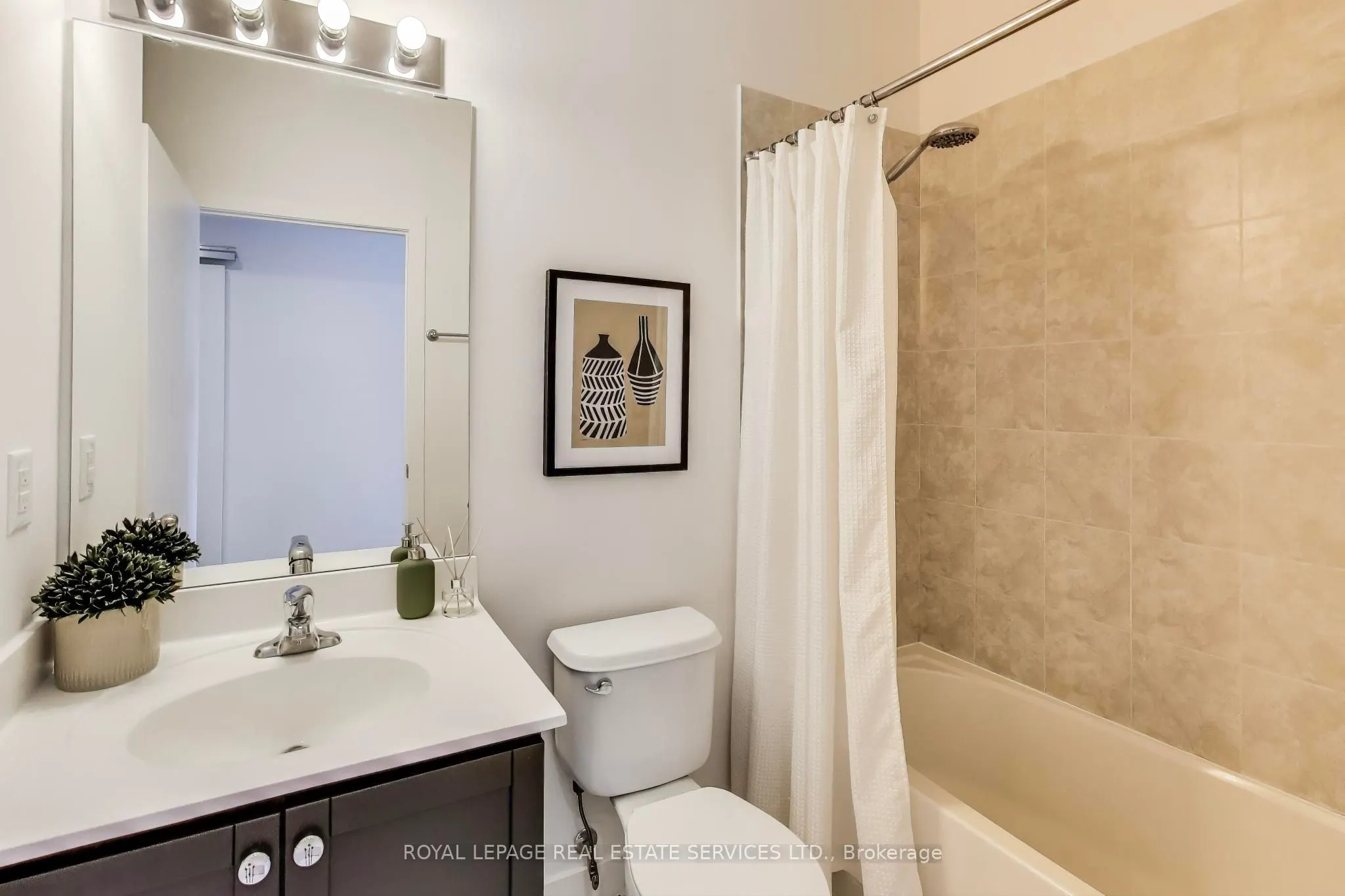 2 Fieldway Road, #507
