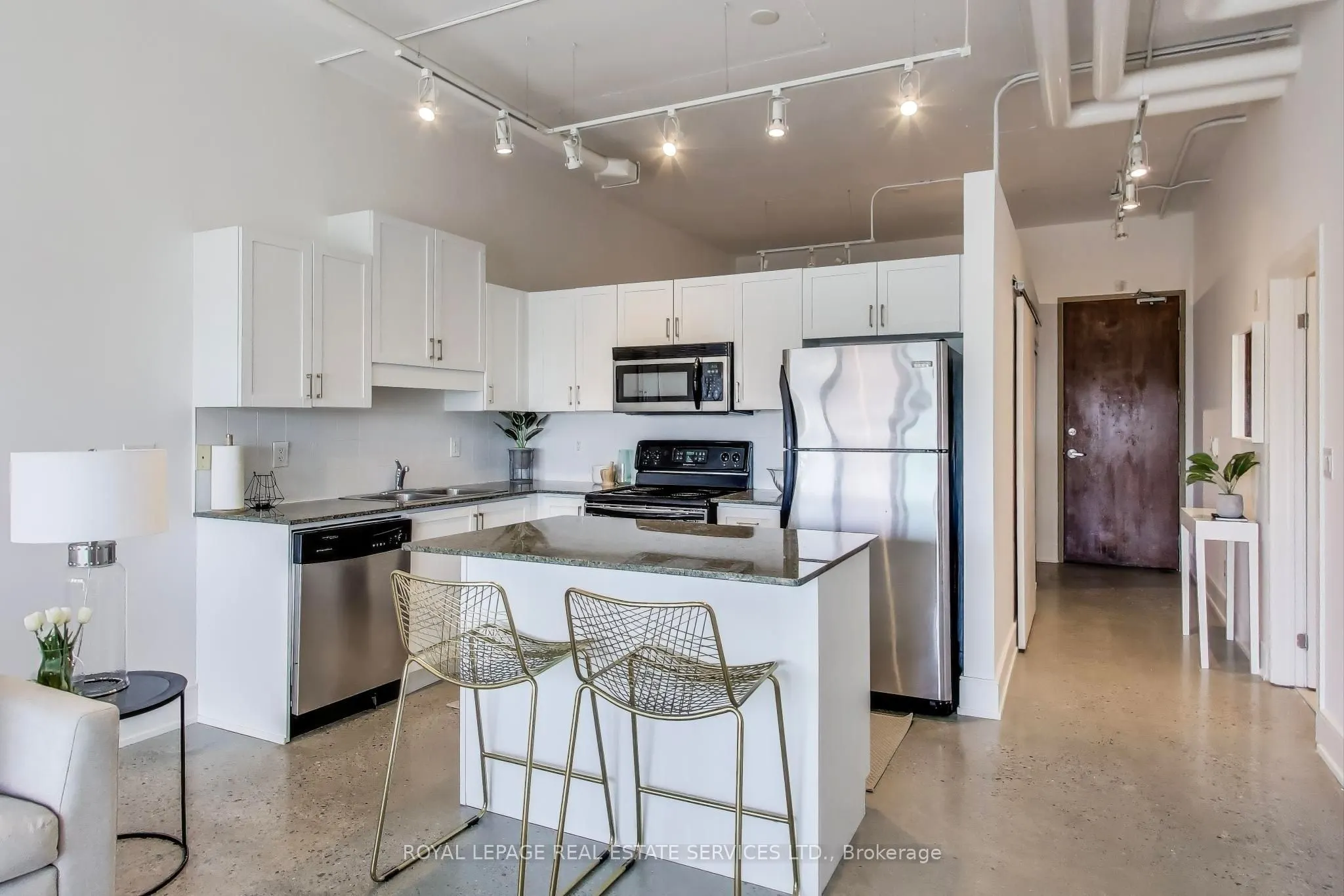 2 Fieldway Road, #507