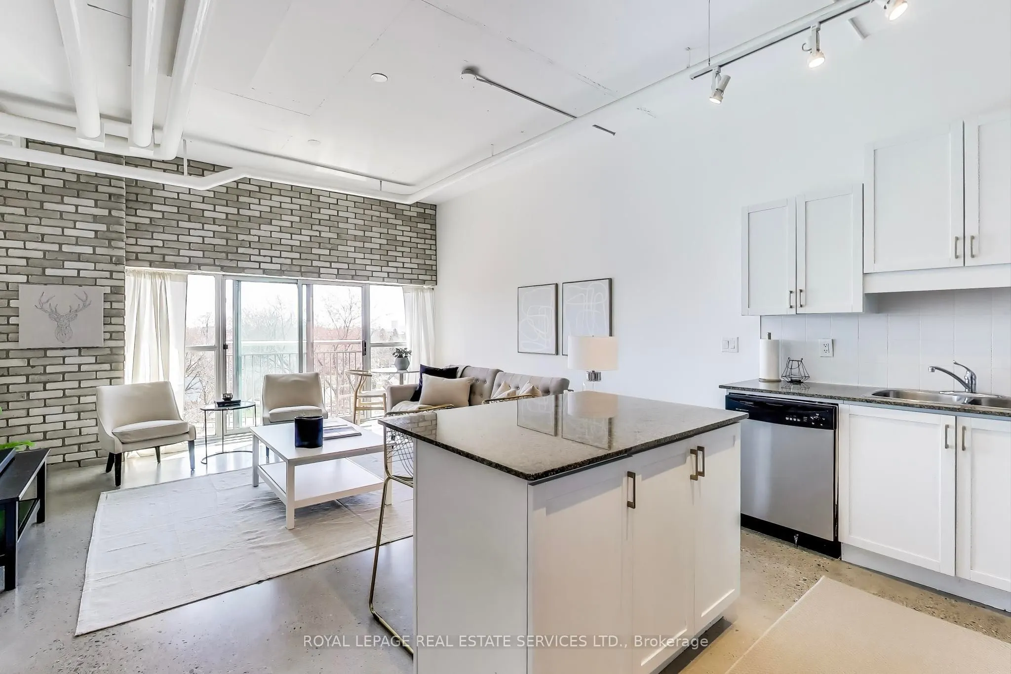 2 Fieldway Road, #507